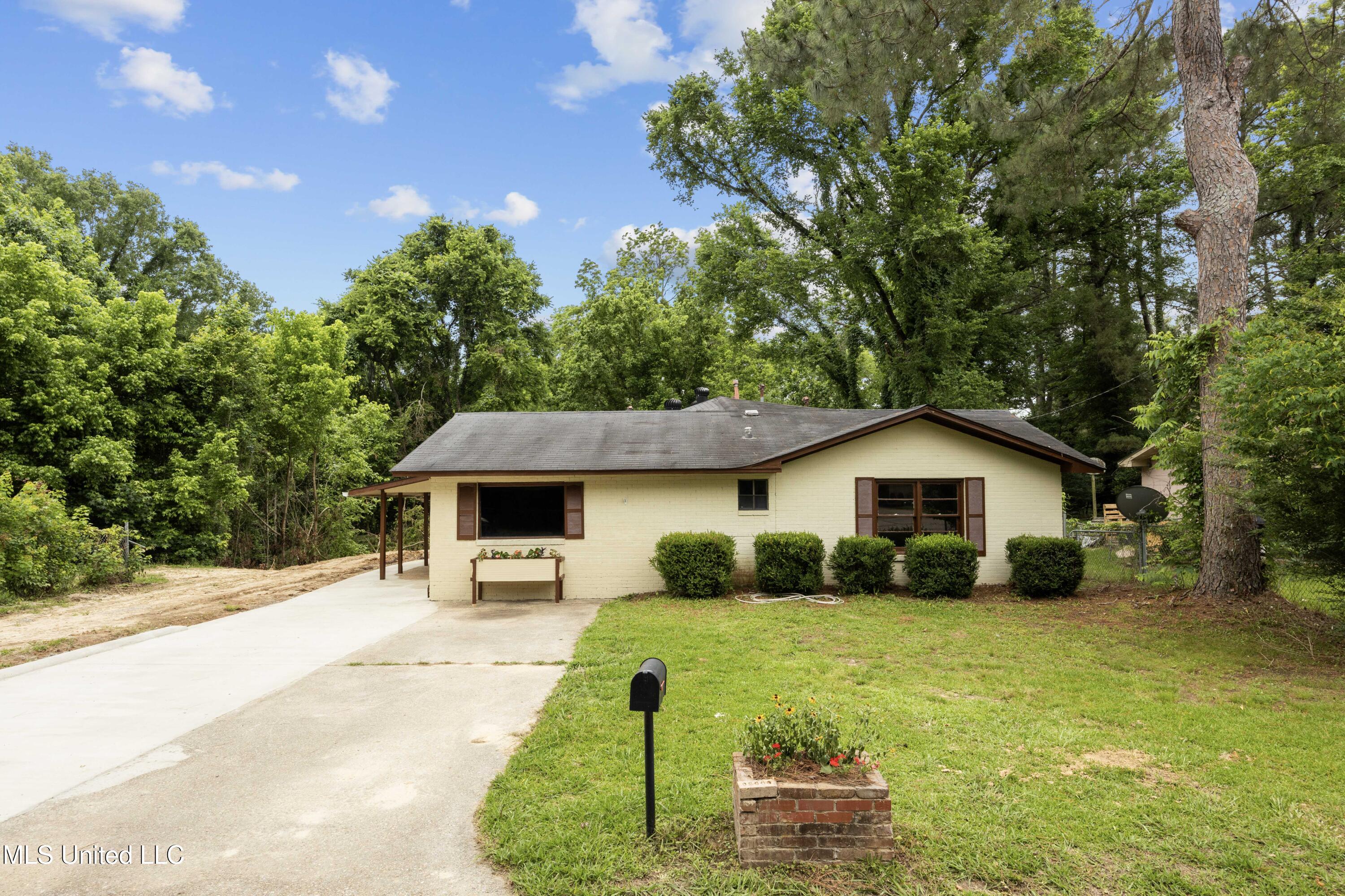 109 Starlight Drive, Vicksburg, Mississippi image 3