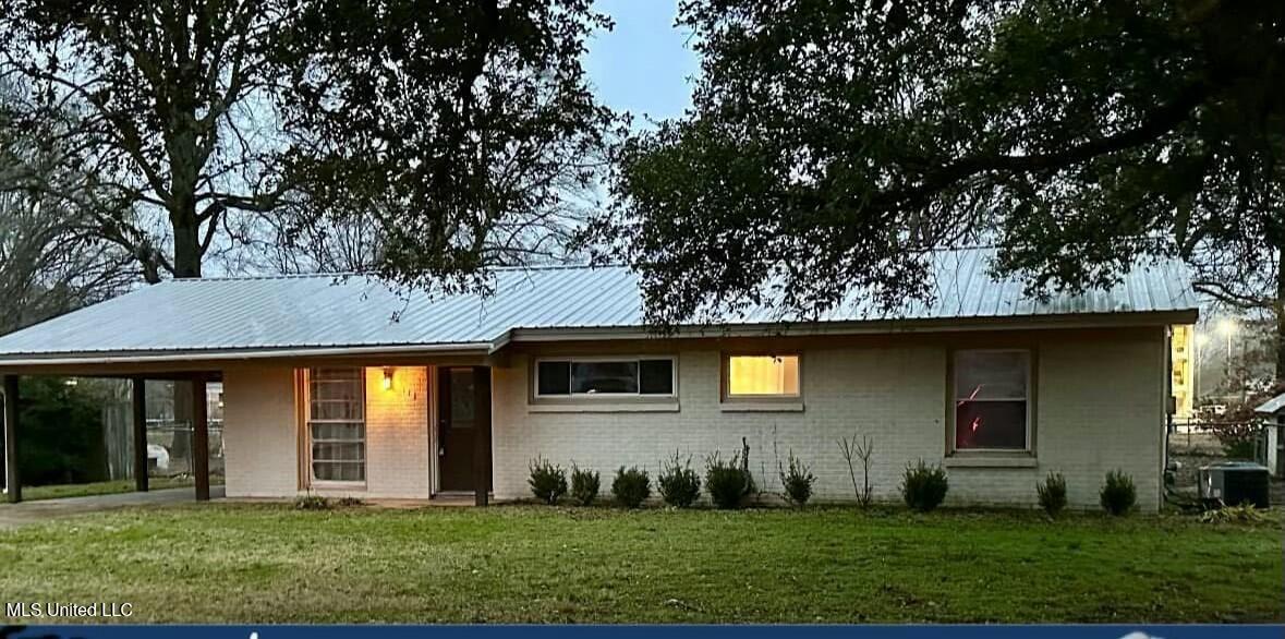 111 Thomas Street, Cleveland, Mississippi image 1