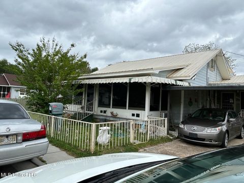 Single Family Residence in Biloxi MS 314 Haise Street.jpg