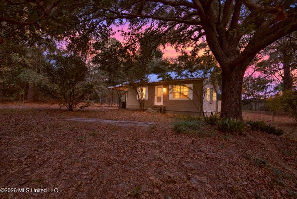 1006 W HINTON AVE, LUMBERTON, MS 39455 - Image 79ba1d0064d4e038d8d0006aa2a952c8/1063456630