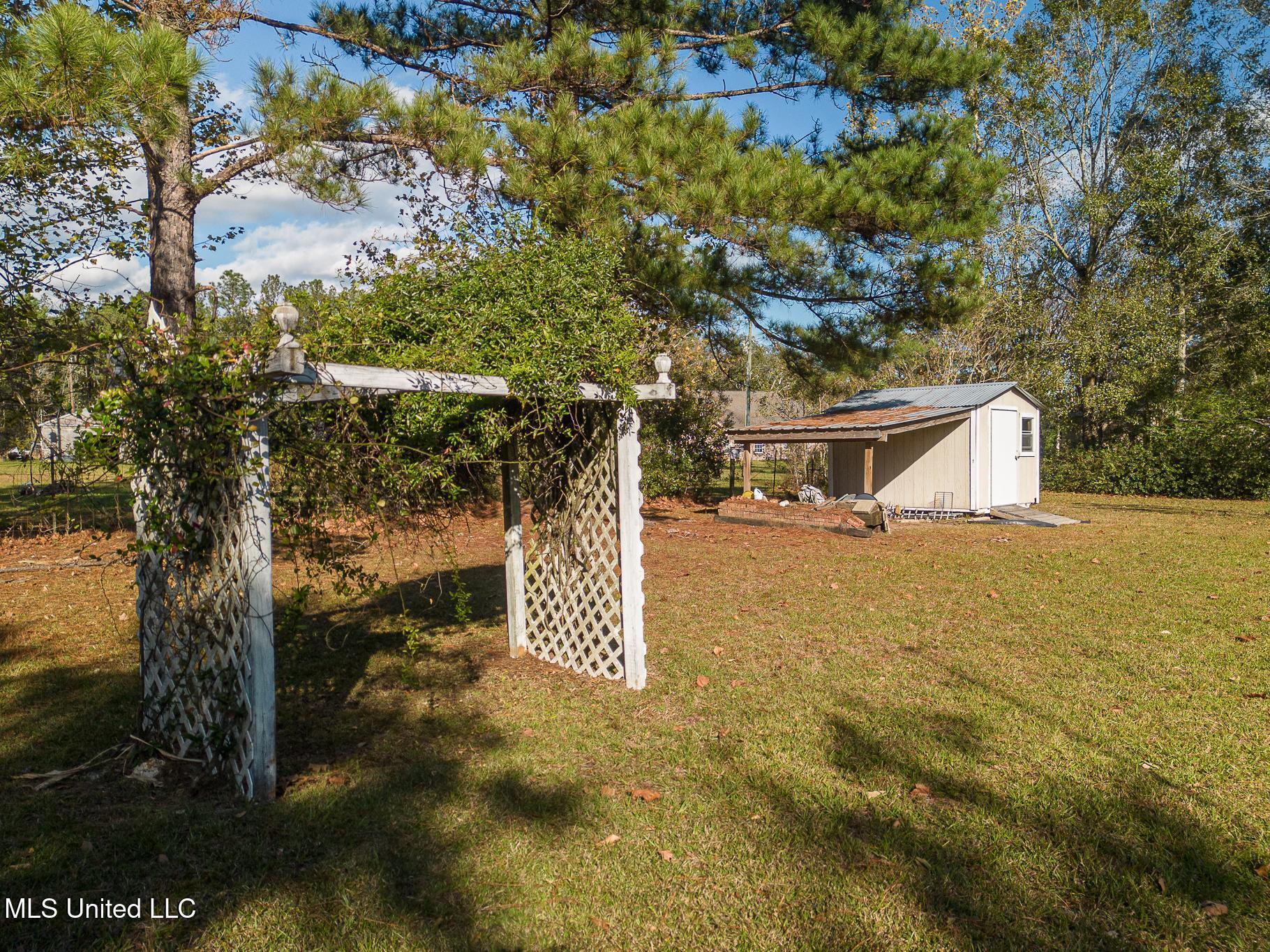 8044 Firetower Road, Kiln, Mississippi image 5