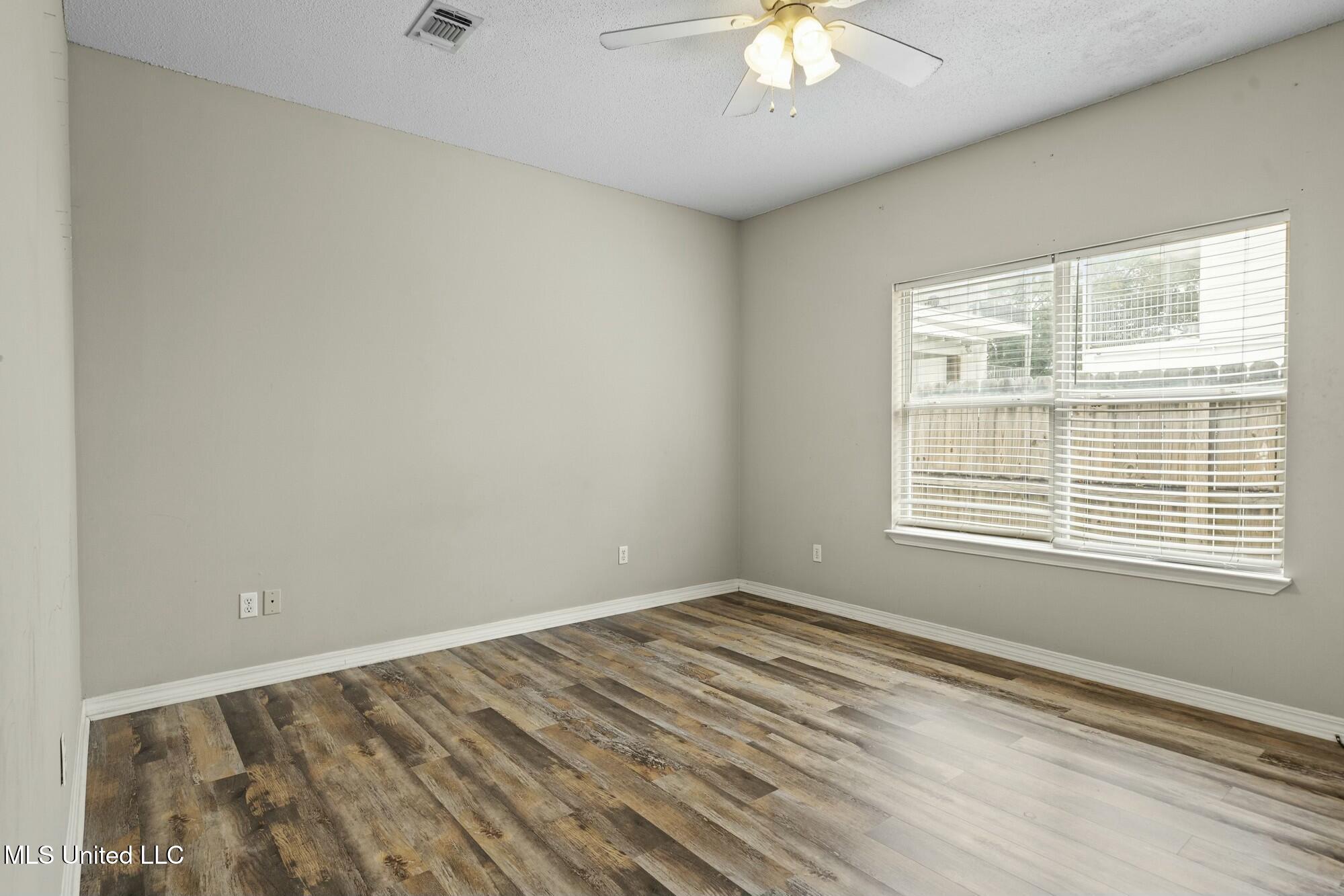 1805 Irish Hill Drive #5, Biloxi, Mississippi image 16