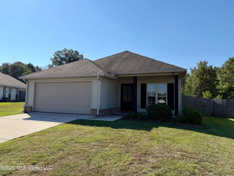 Homes For Sale - 18 Trillium<br/> Hattiesburg, MS 39402