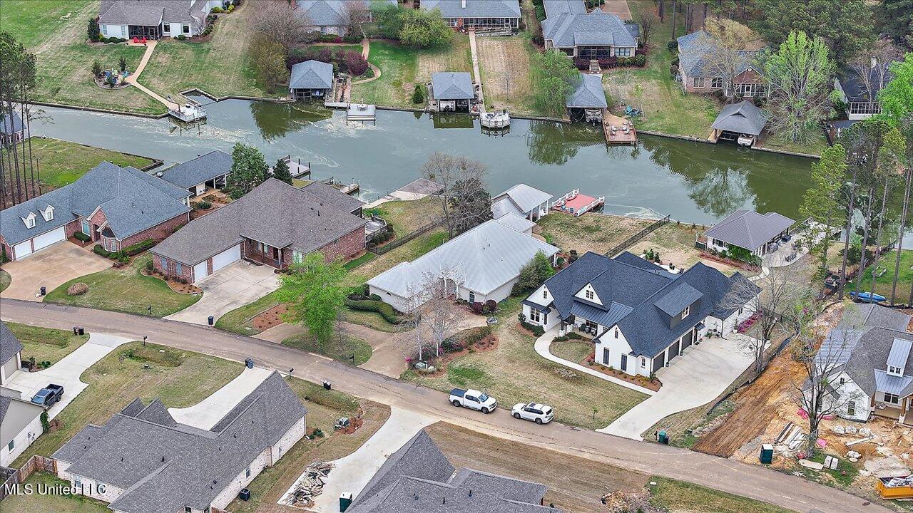108 Charleston Lane, Madison, Mississippi image 45