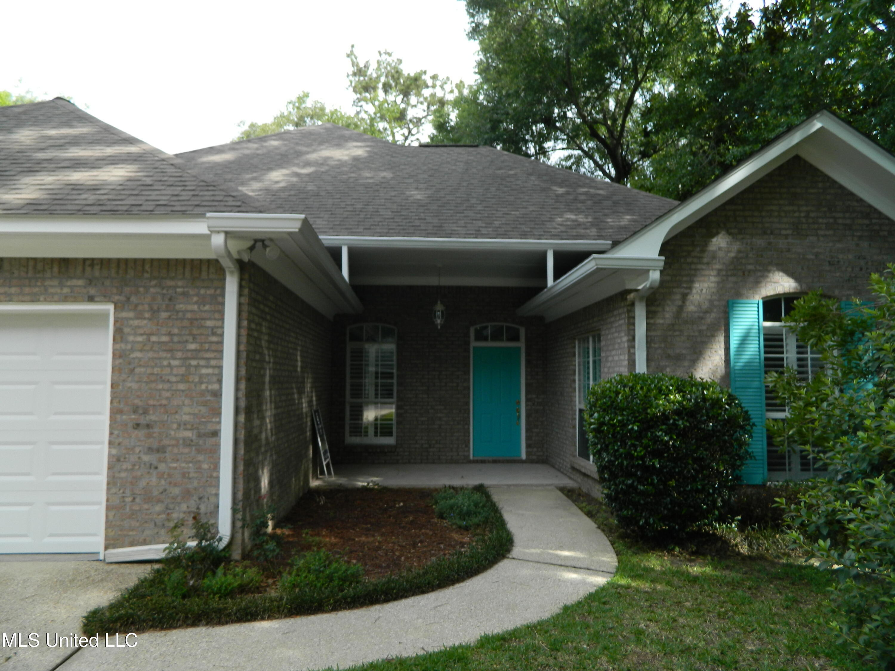 7890 Hilo Way, Diamondhead, Mississippi image 1