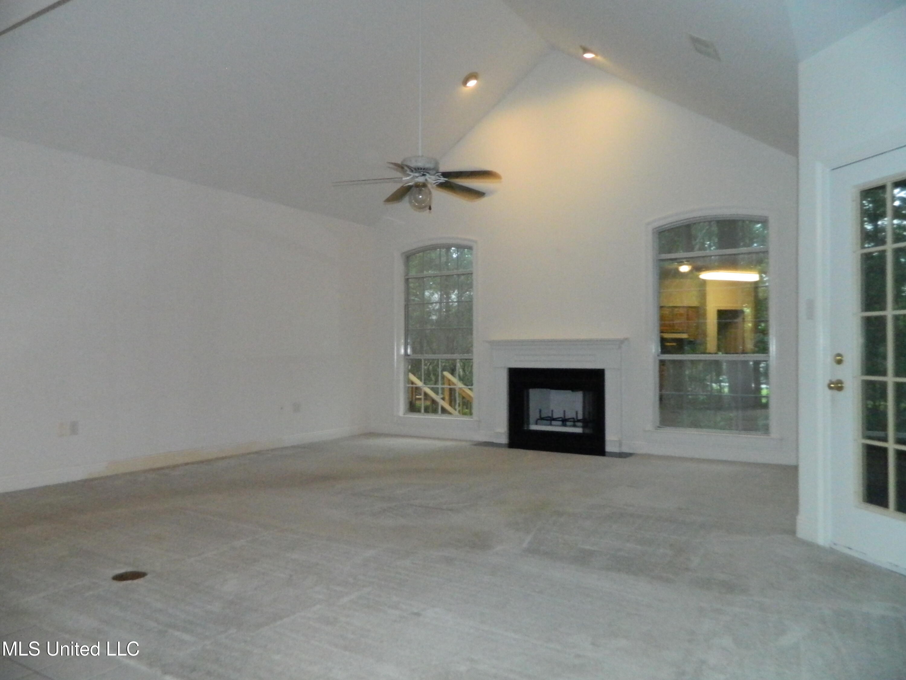 7890 Hilo Way, Diamondhead, Mississippi image 7