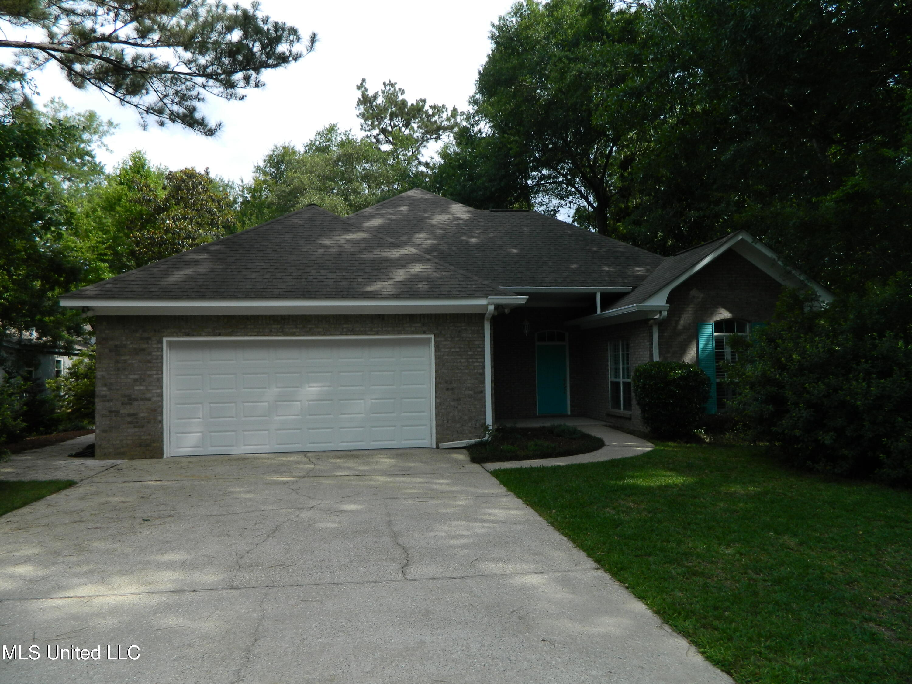 7890 Hilo Way, Diamondhead, Mississippi image 2