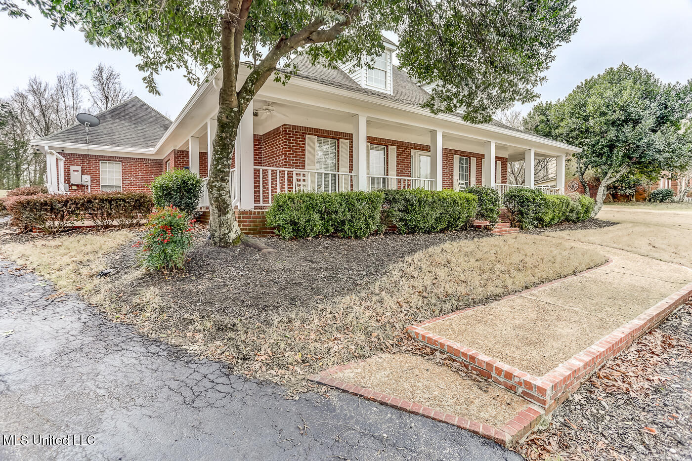 7885 Hunters Bend Cove, Olive Branch, Mississippi image 6