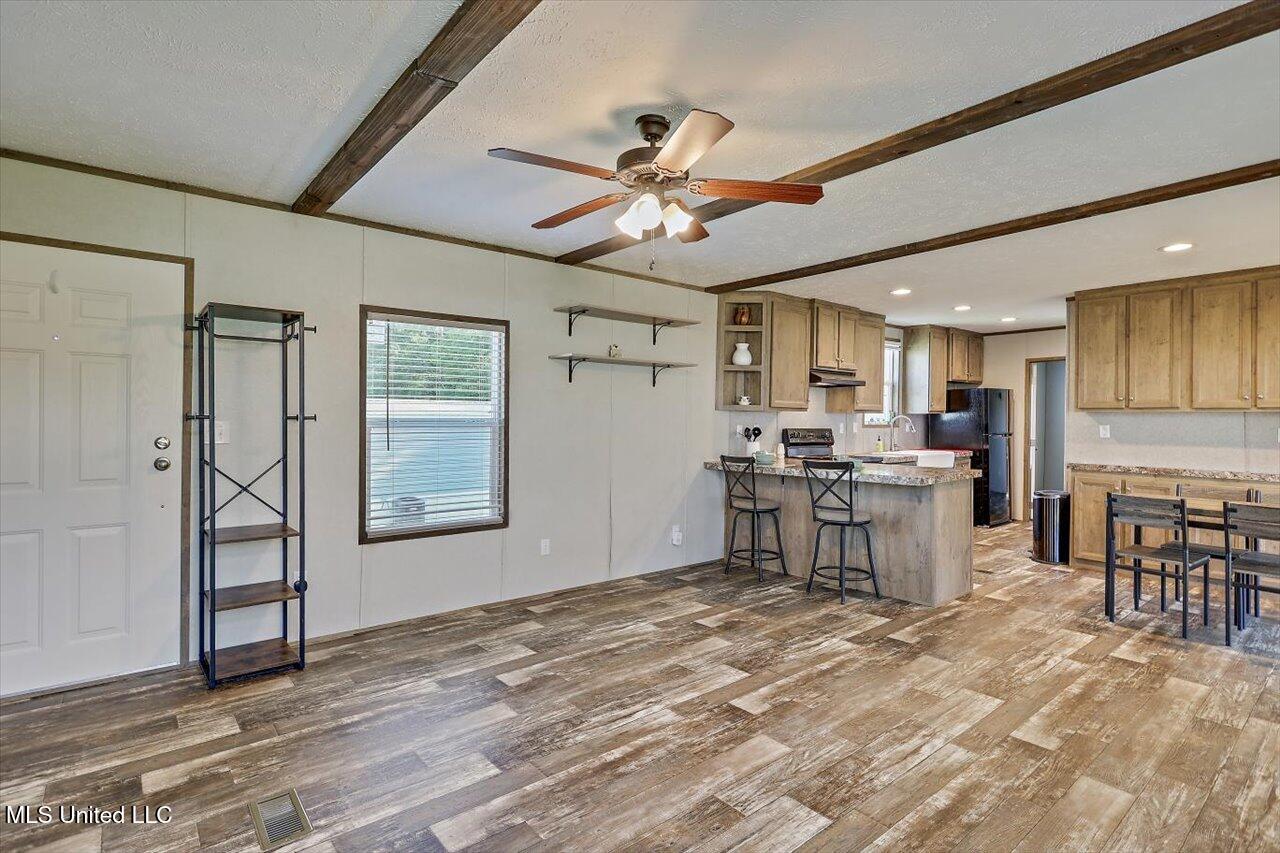 2017 Peterson Drive, Brandon, Mississippi image 5