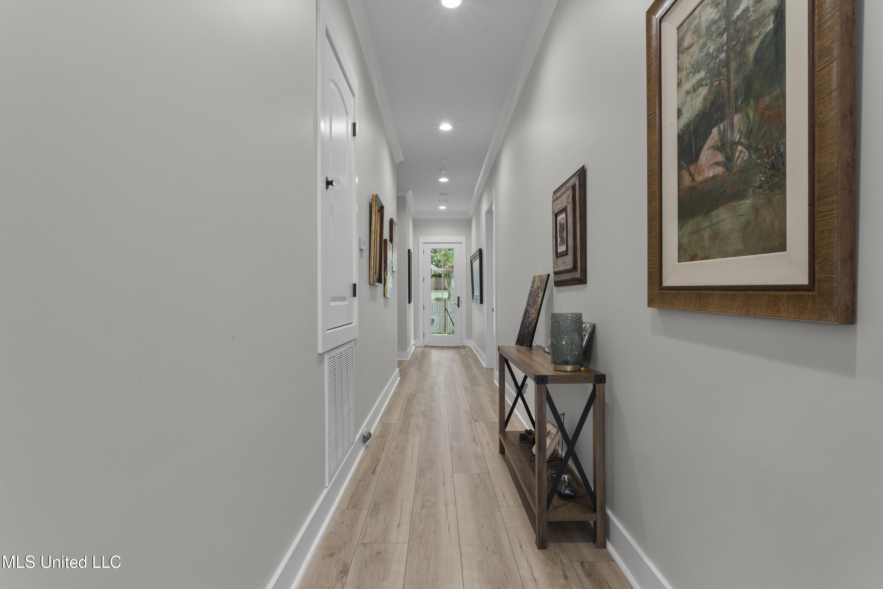 435 Bills Avenue, Ocean Springs, Mississippi image 21