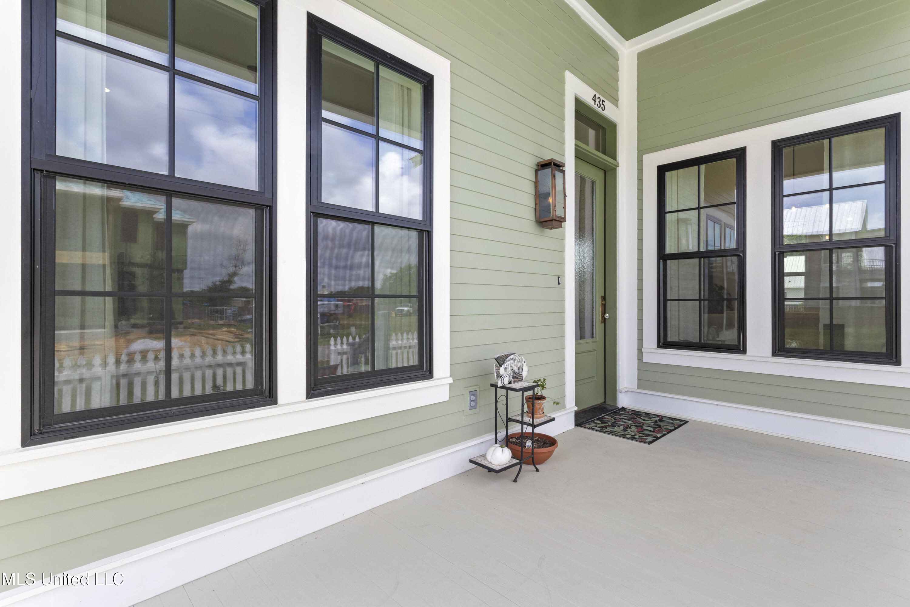 435 Bills Avenue, Ocean Springs, Mississippi image 5