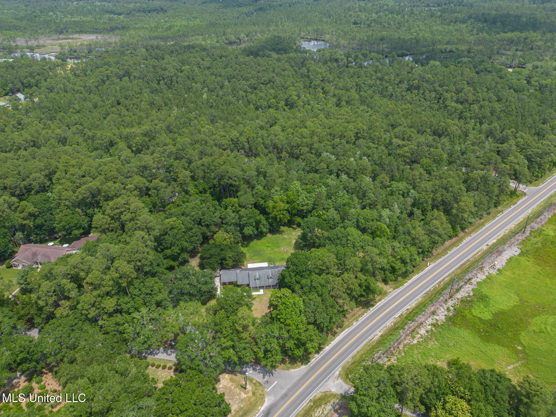 7500 Davenport Lane, Ocean Springs, Mississippi image 28