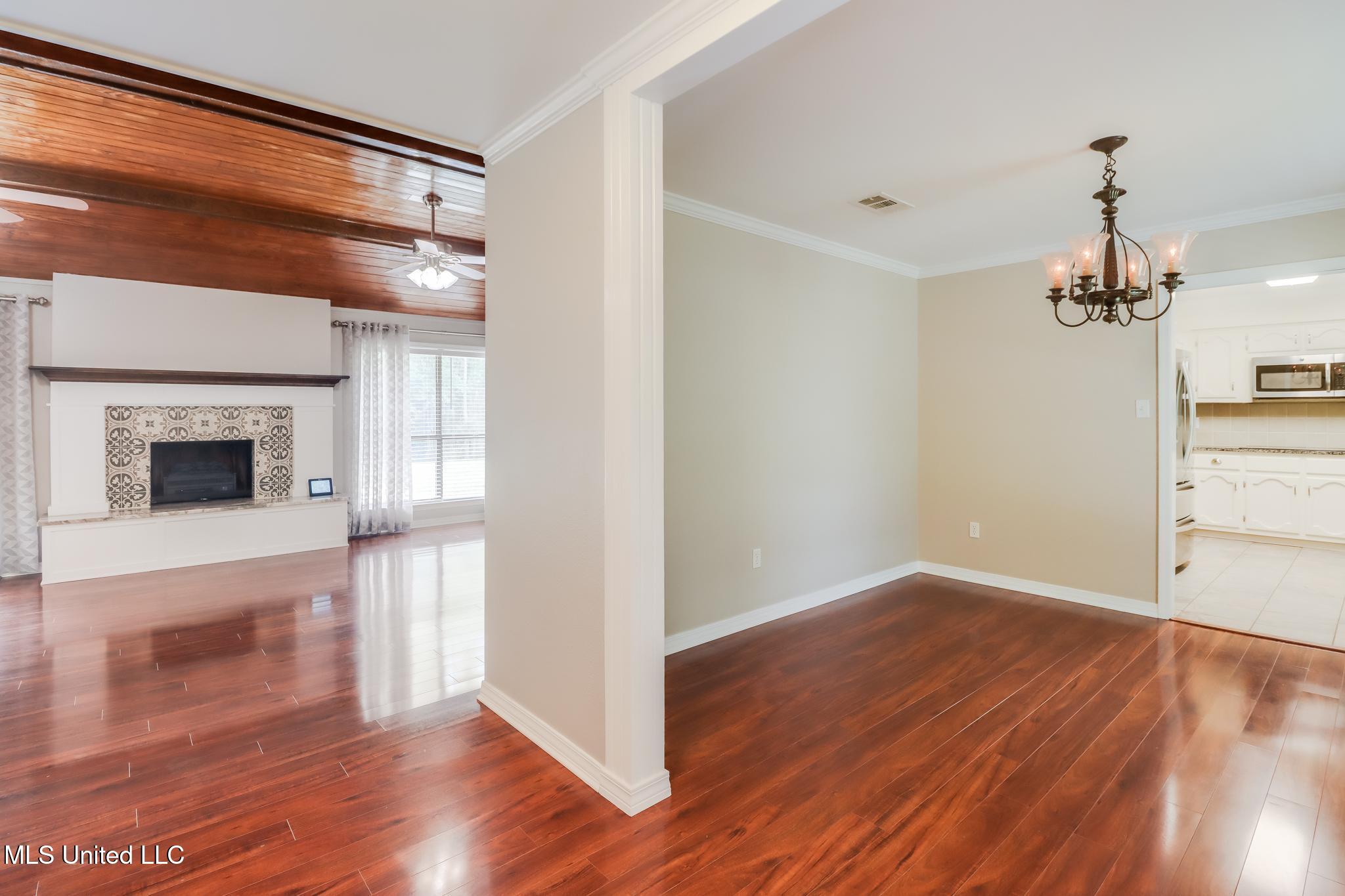 7500 Davenport Lane, Ocean Springs, Mississippi image 5