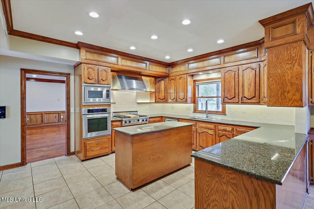 510 Windy Ridge Lane, Madison, Mississippi image 17