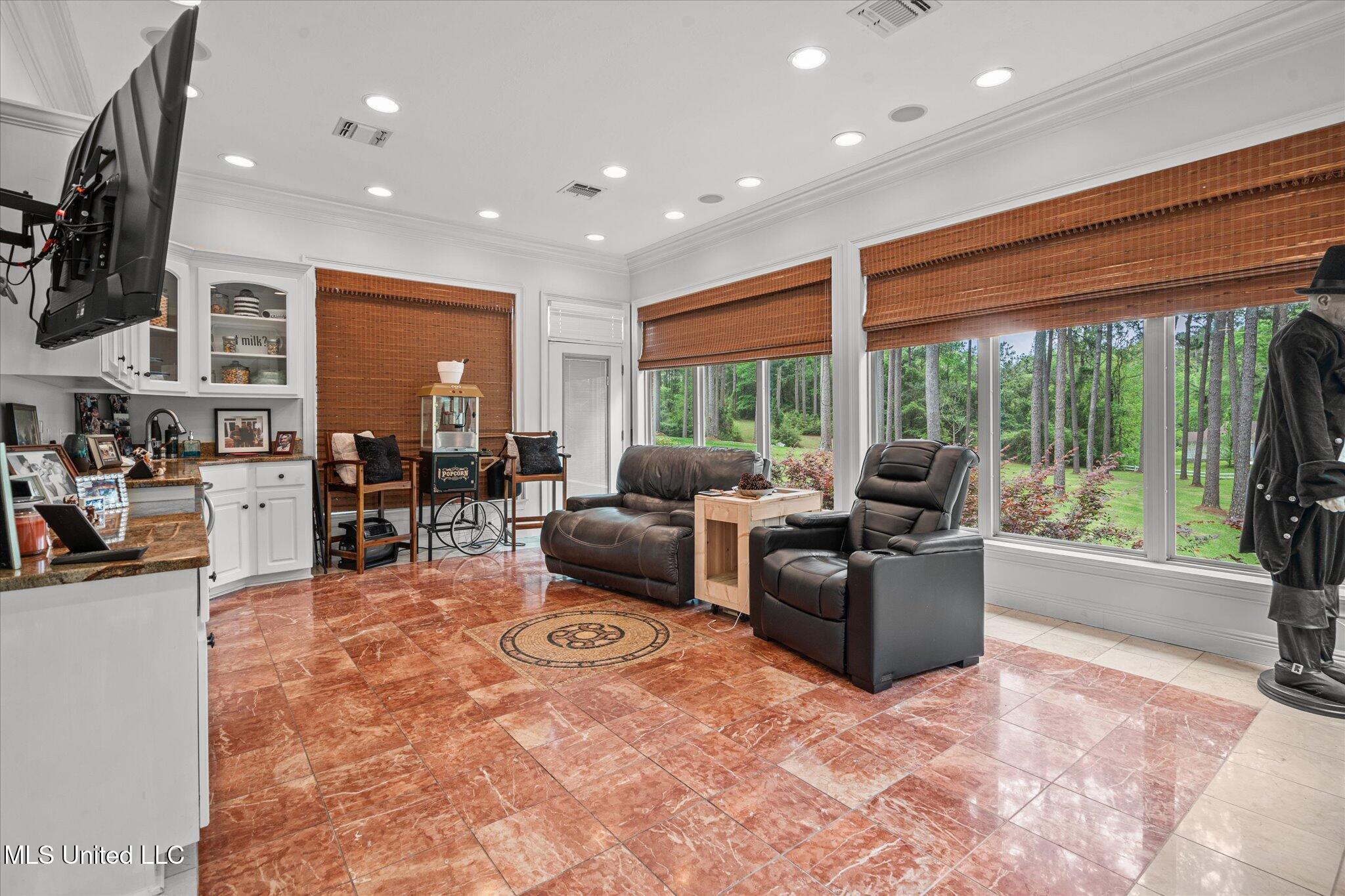 2426 Us-84, Laurel, Mississippi image 19