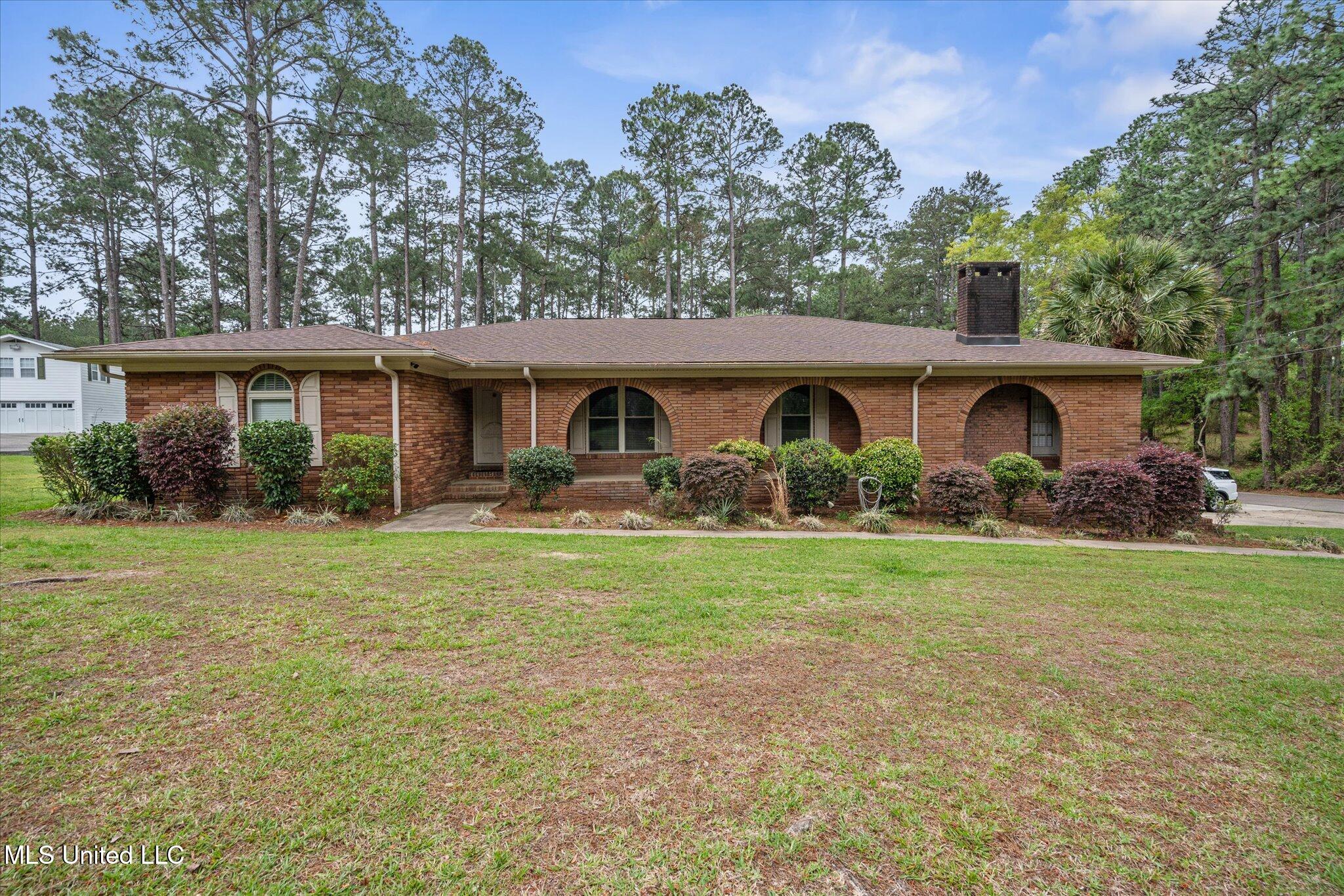 2426 Us-84, Laurel, Mississippi image 5