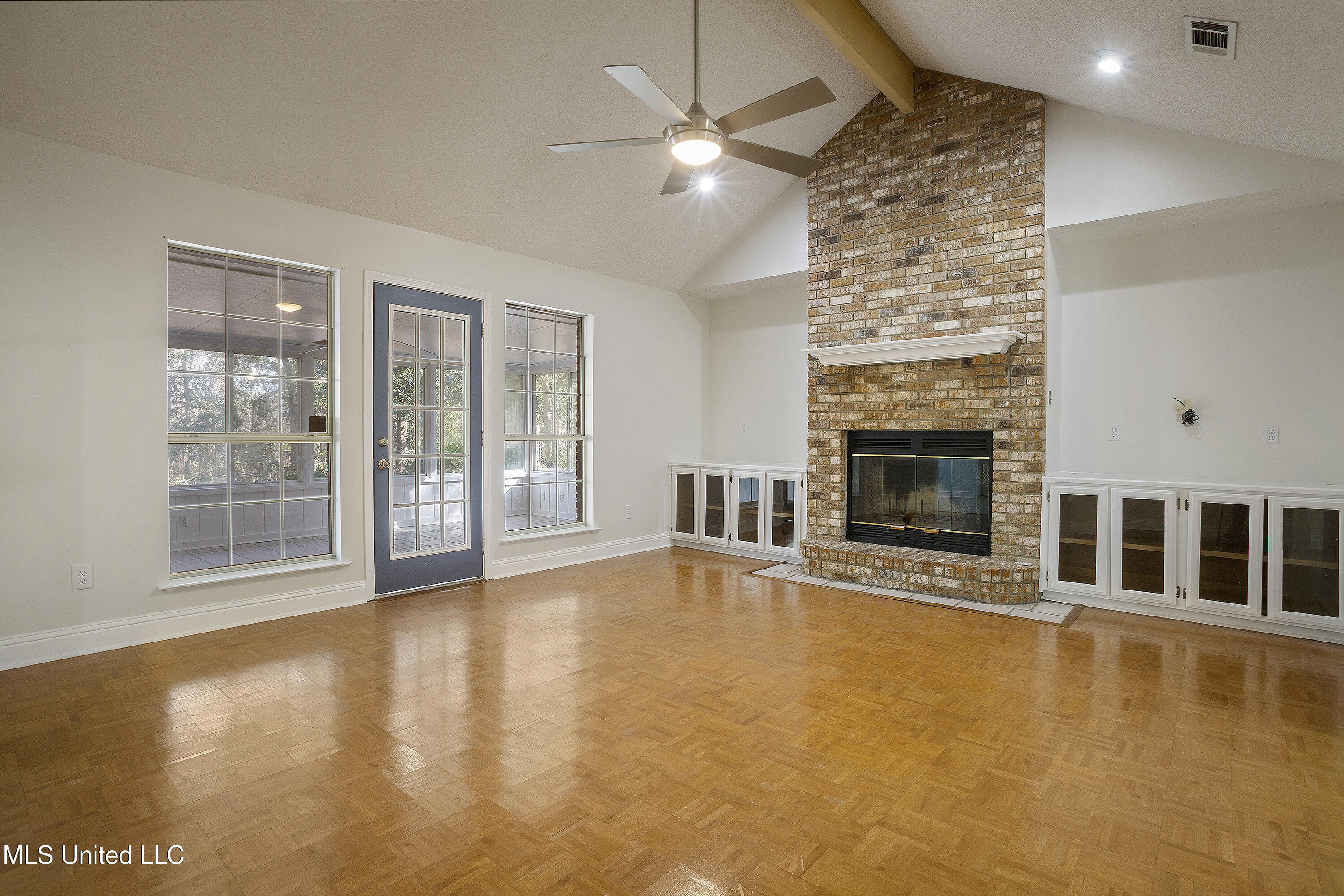 9604 Marina Avenue, Ocean Springs, Mississippi image 3