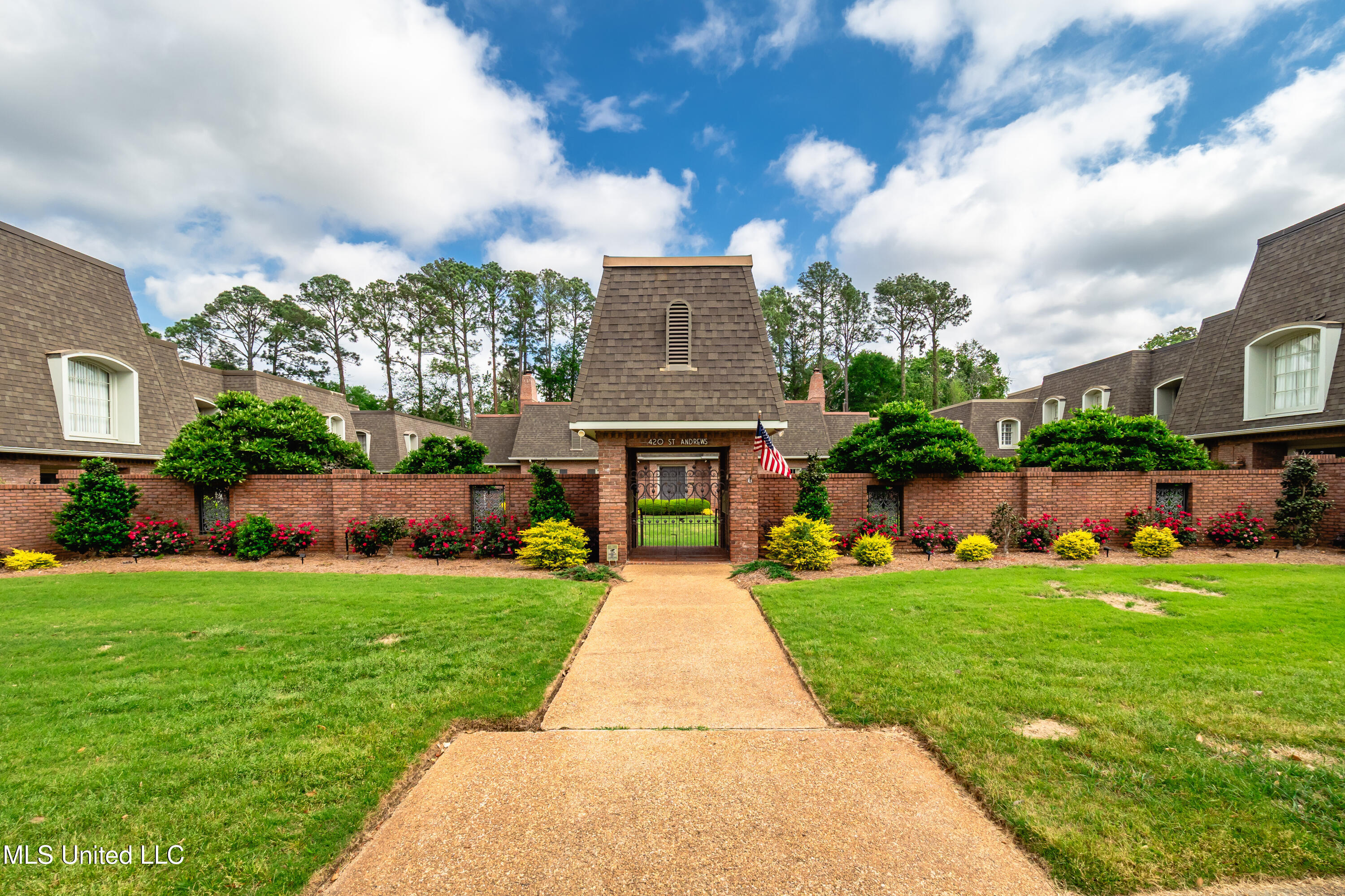420 Saint Andrews Drive #A2-4, Jackson, Mississippi image 1