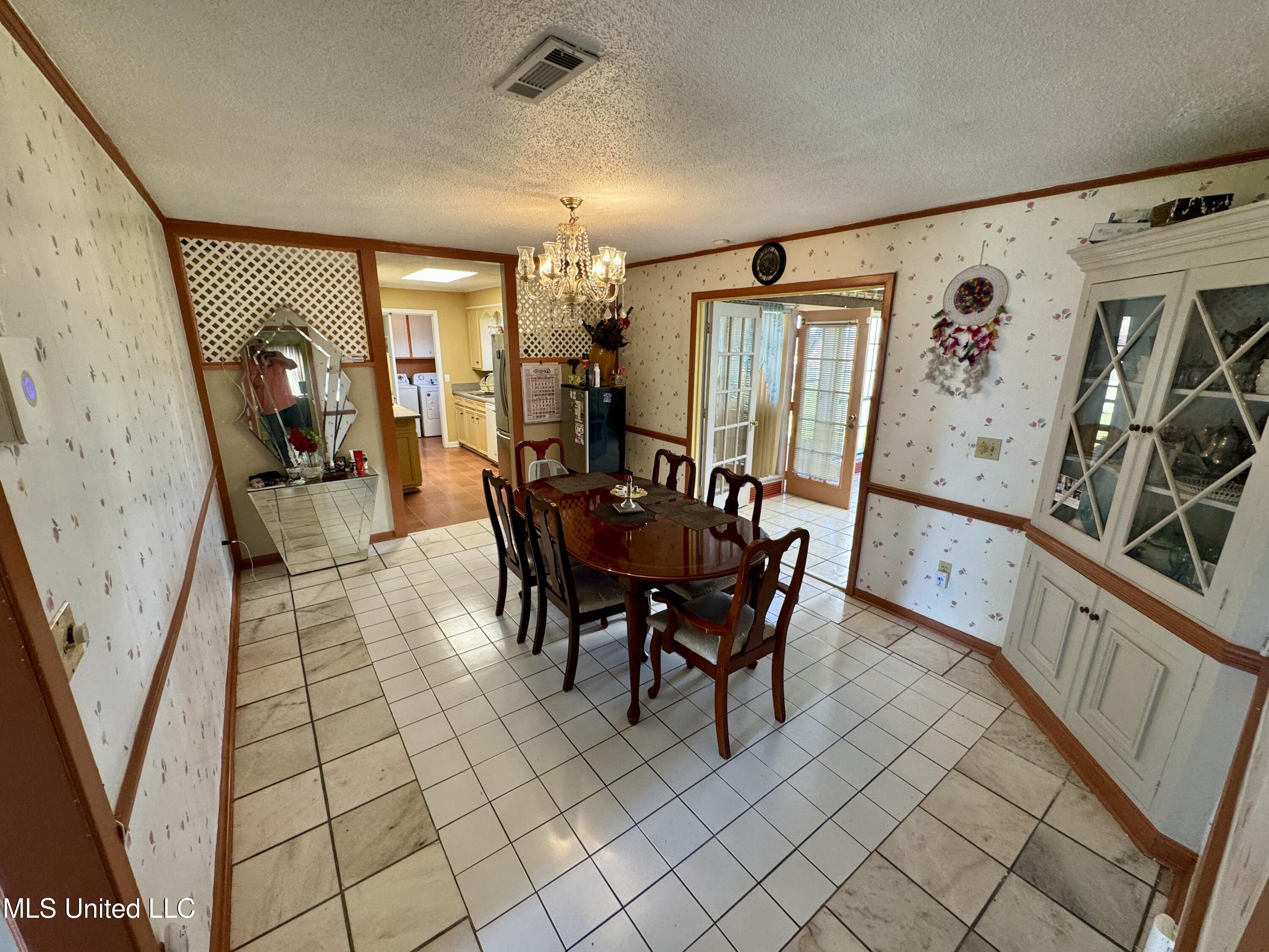 1612 College Street, Cleveland, Mississippi image 10