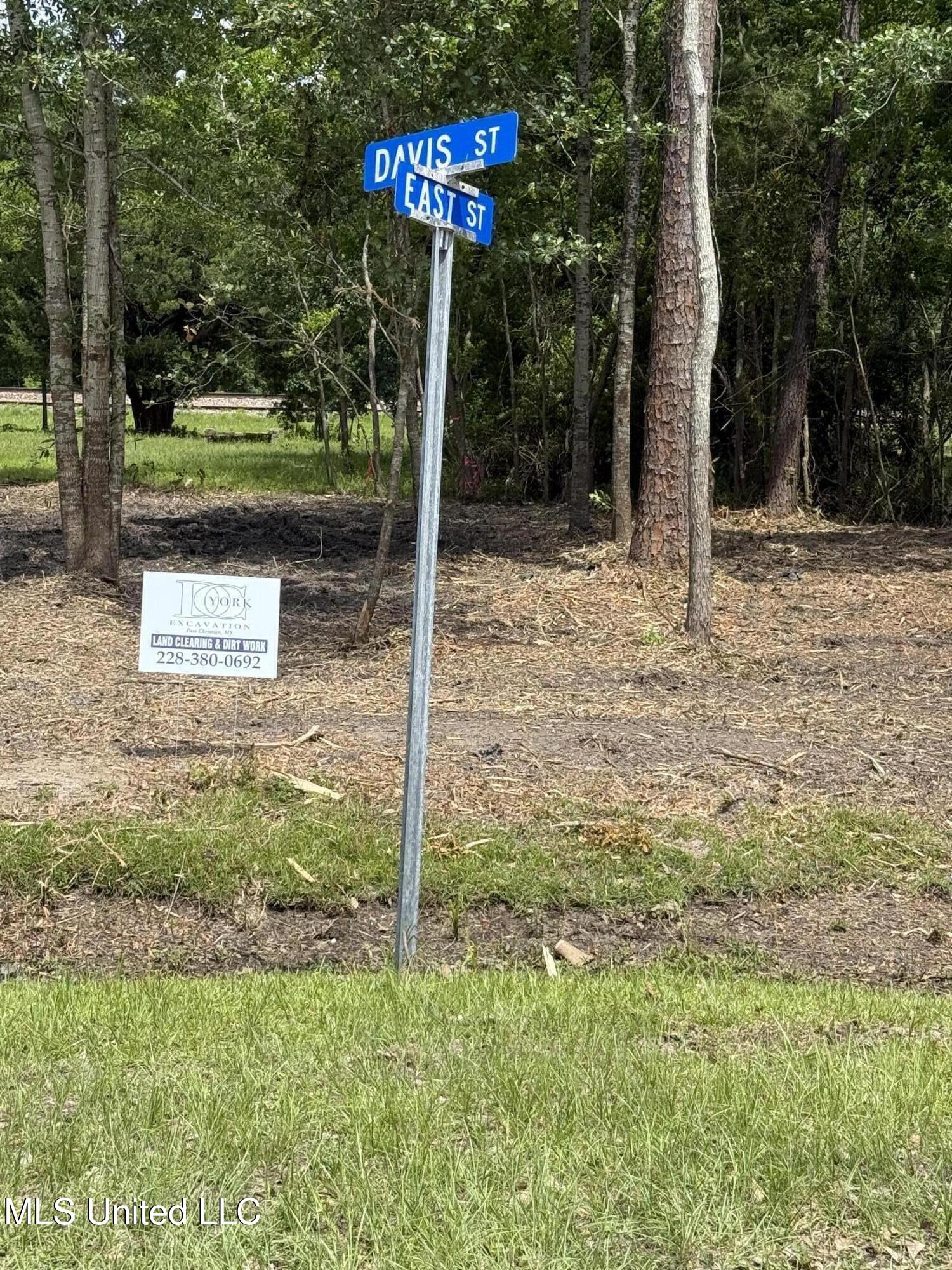 East Street, Waveland, Mississippi image 4
