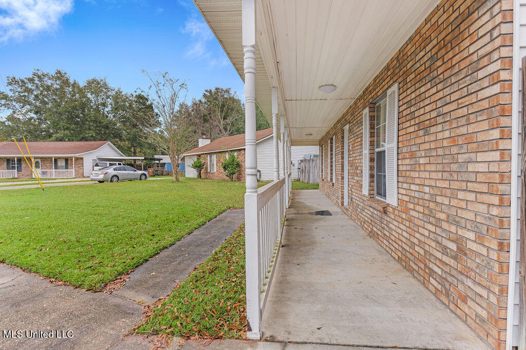 4 Michael Court, Long Beach, Mississippi image 4