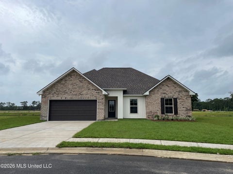 Homes For Sale - 25 Sylvia Cove<br/> Long Beach, MS 39560