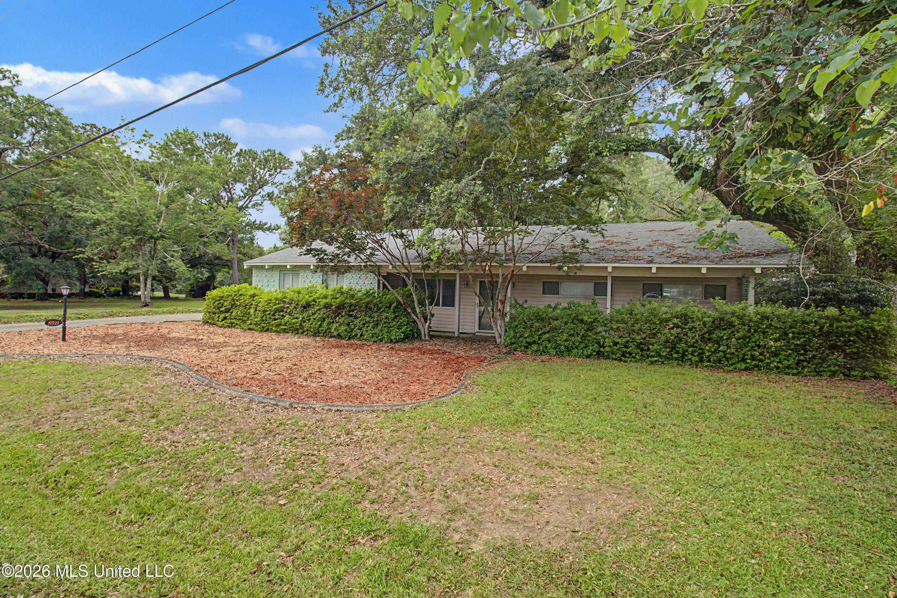 6621 Golf Club Drive