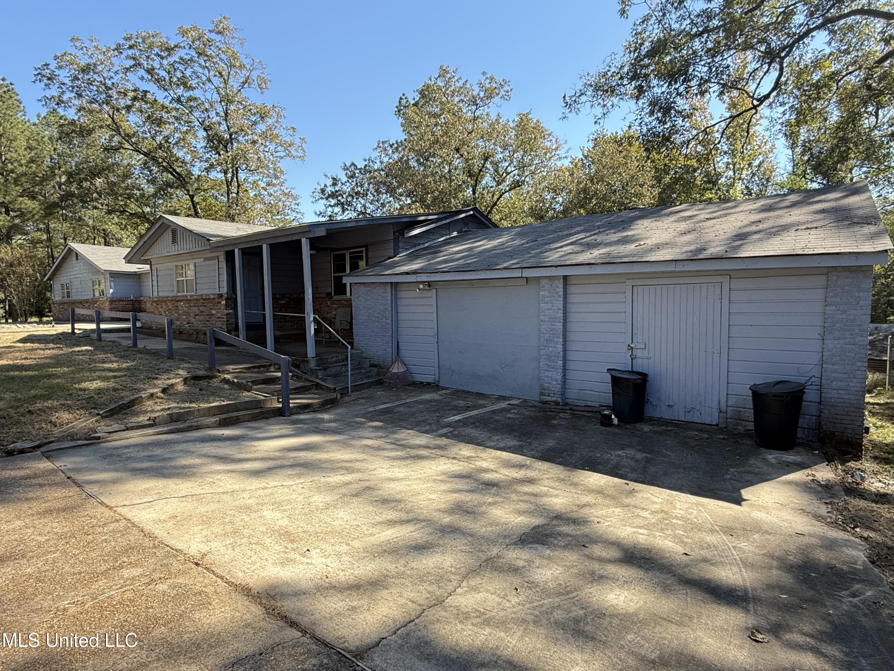 619 W Gallatin Street, Hazlehurst, Mississippi image 6