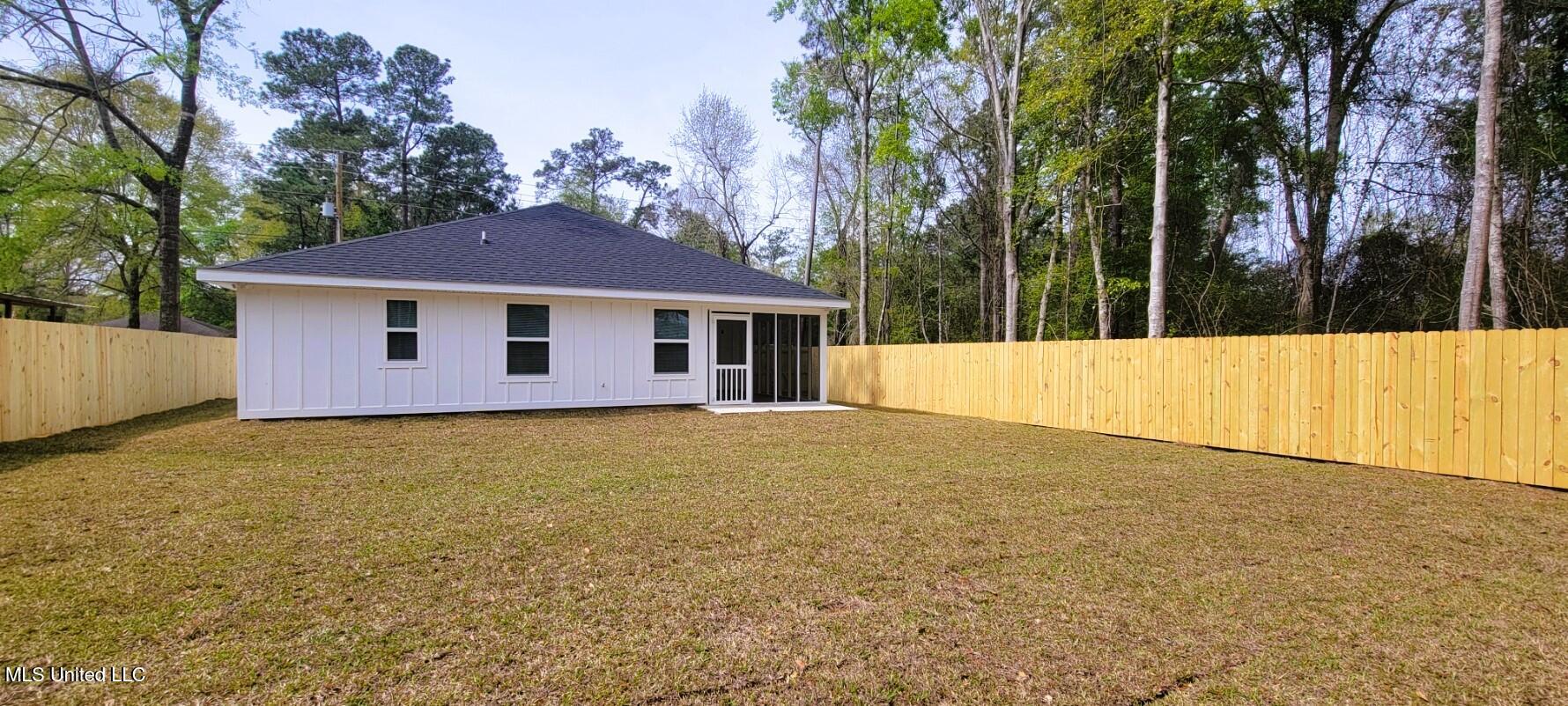 96109 Kapalama Drive, Diamondhead, Mississippi image 13