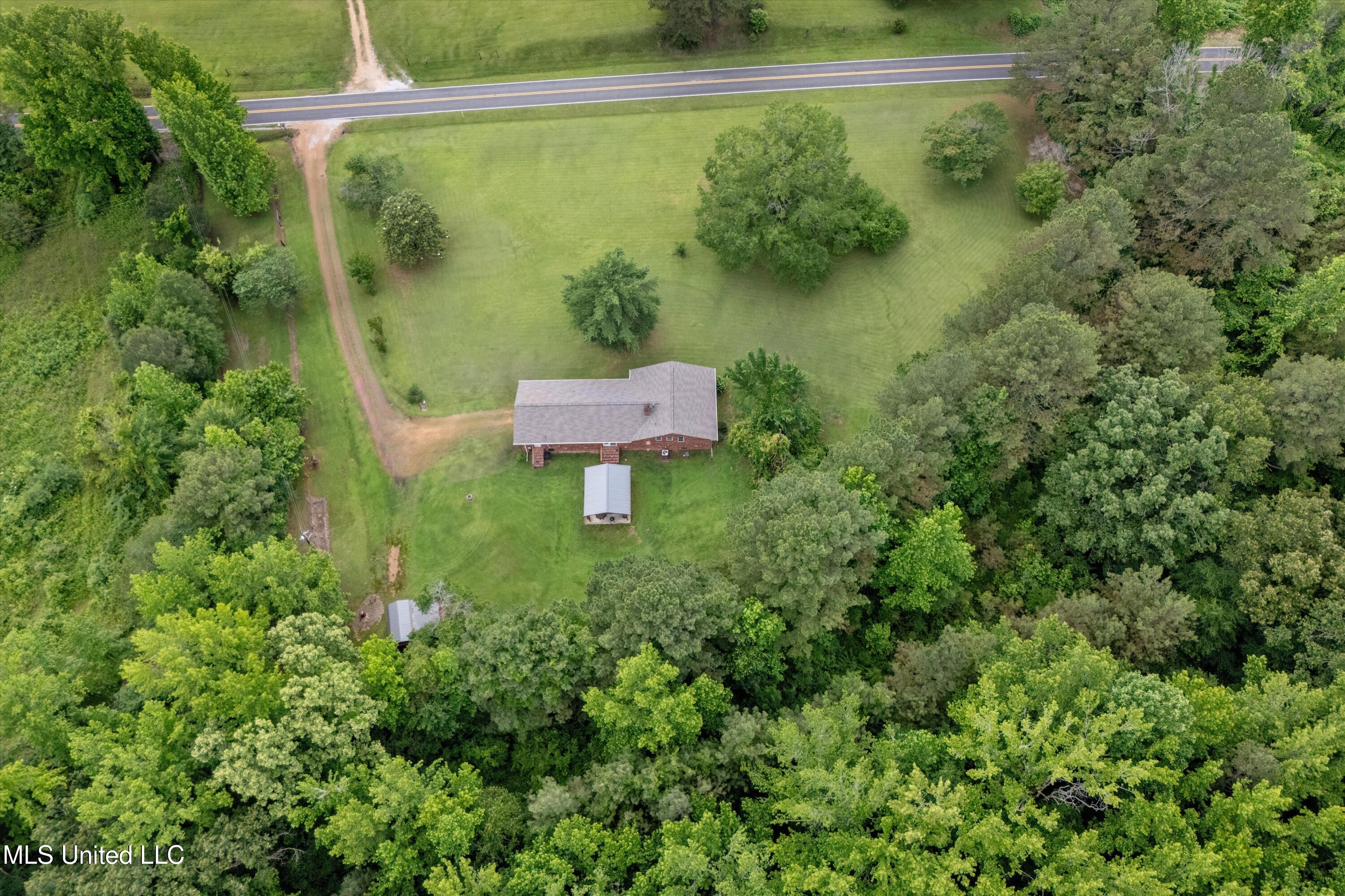 4701 S Old Highway 7 South, Waterford, Mississippi image 30