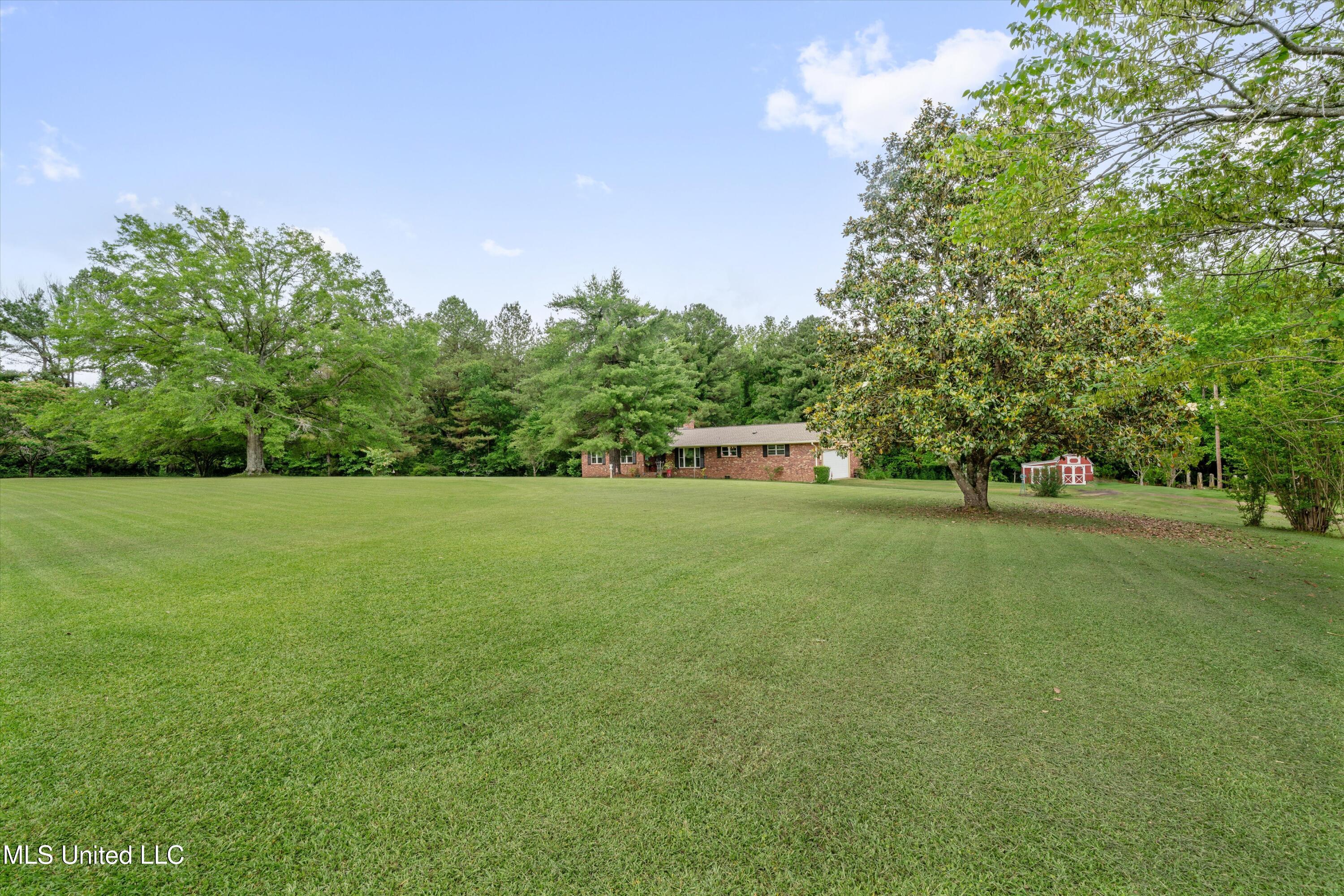 4701 S Old Highway 7 South, Waterford, Mississippi image 5