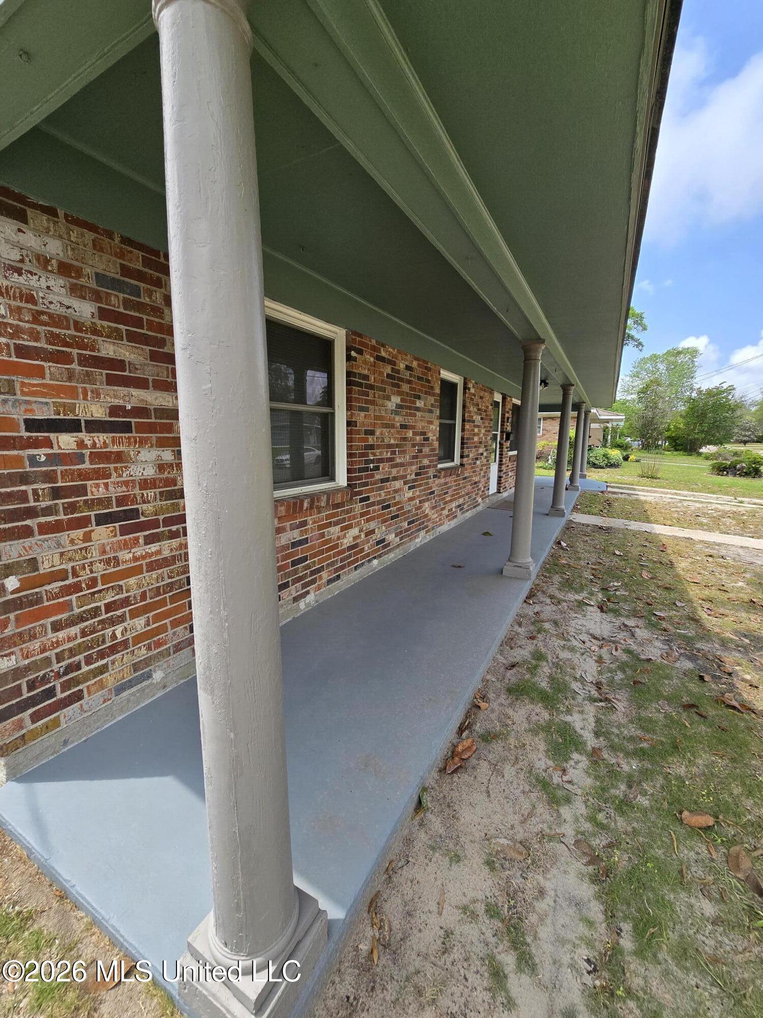 Covered Porch Area