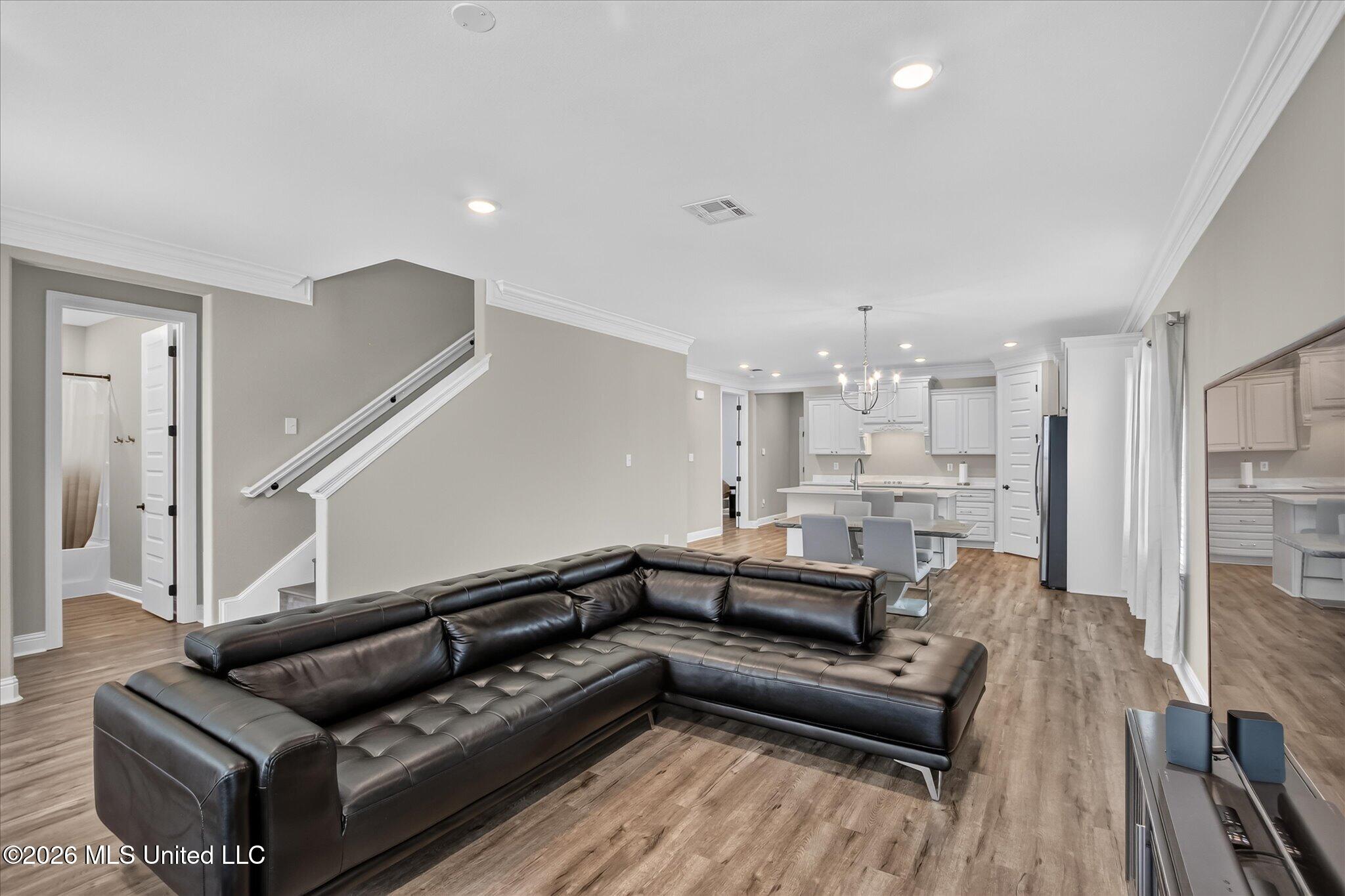 113 Everly Circle