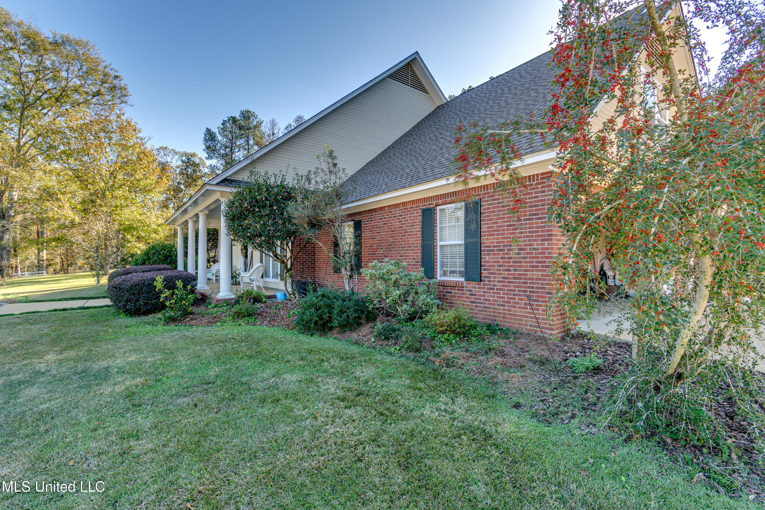 1889 Dulaney Road, Terry, Mississippi image 8