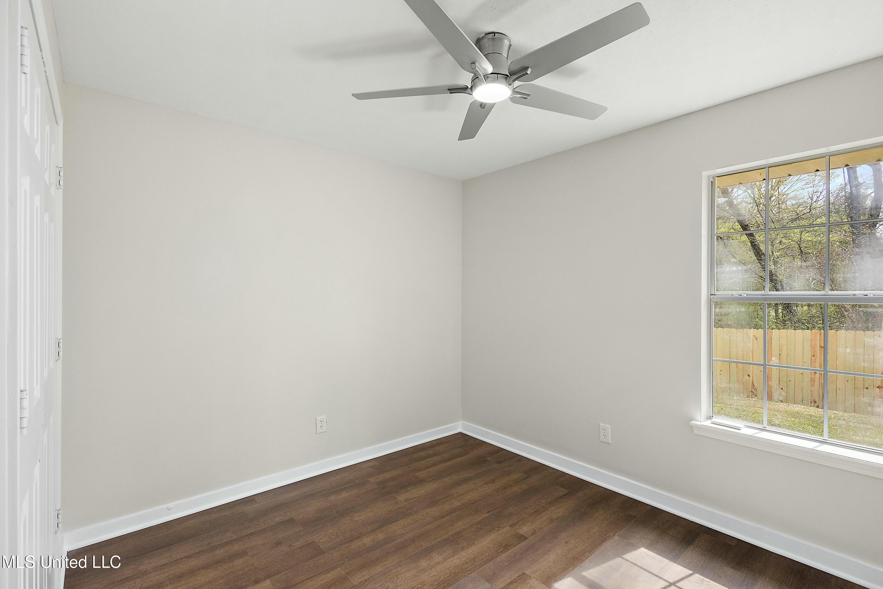 4251 Gunar Drive, Byram, Mississippi image 10