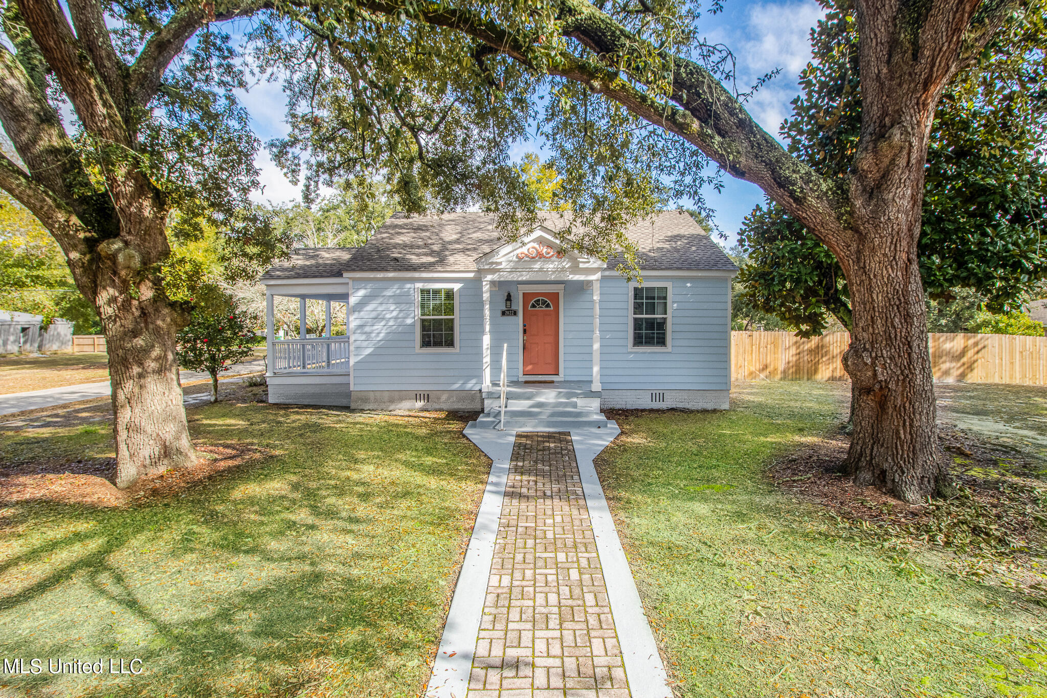 2022 21st Avenue, Gulfport, Mississippi image 1