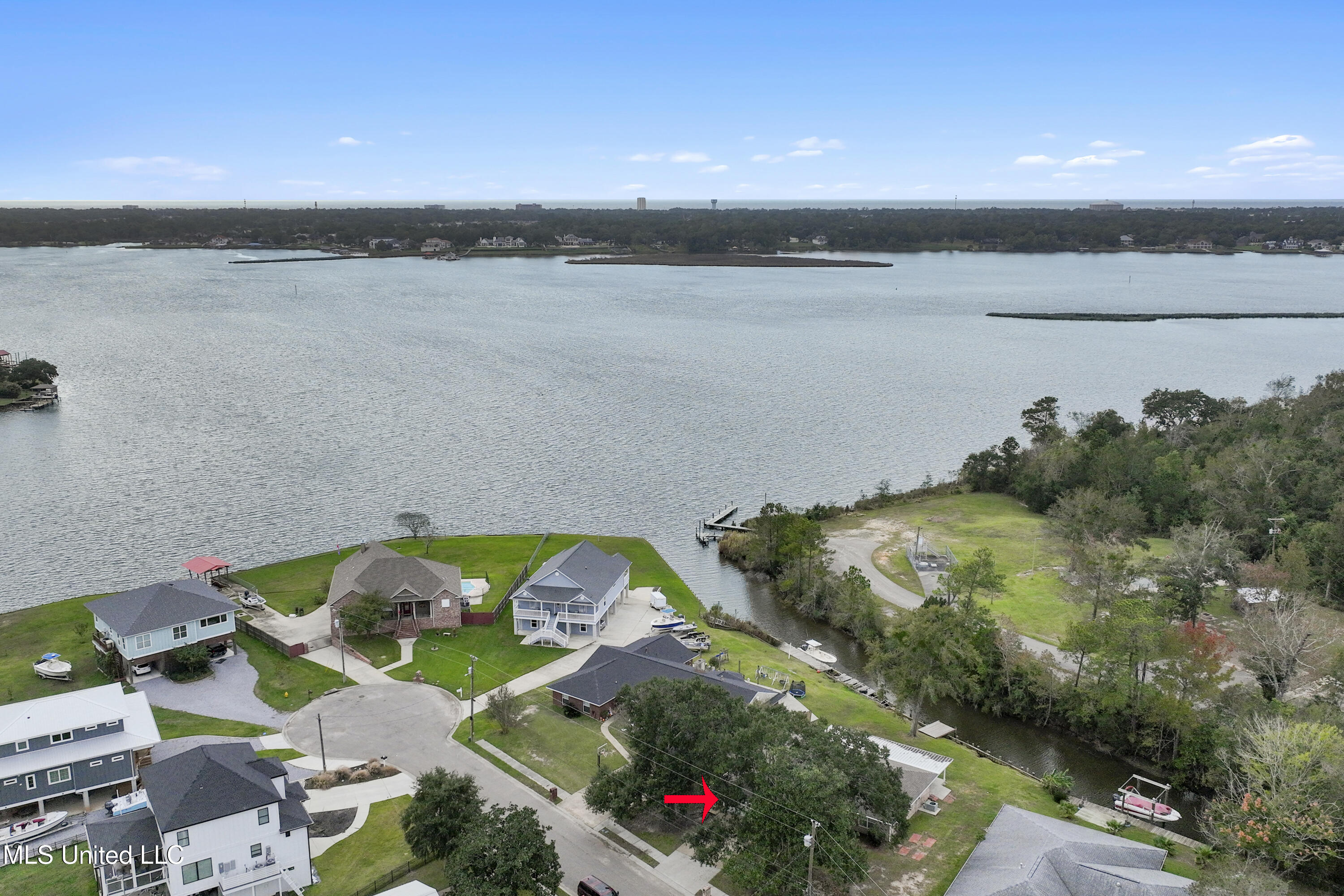 707 Holly Hills Drive, Biloxi, Mississippi image 39