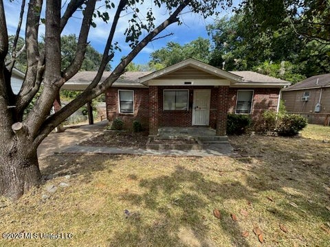 Homes For Sale - 3752 Bishop Avenue<br/> Hinds County, Jackson, MS 39213