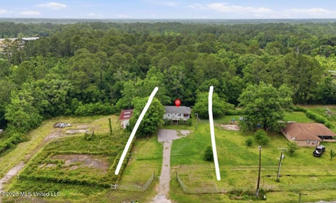 Homes For Sale - 8621 Old Stage Road<br/> Moss Point, MS 39562