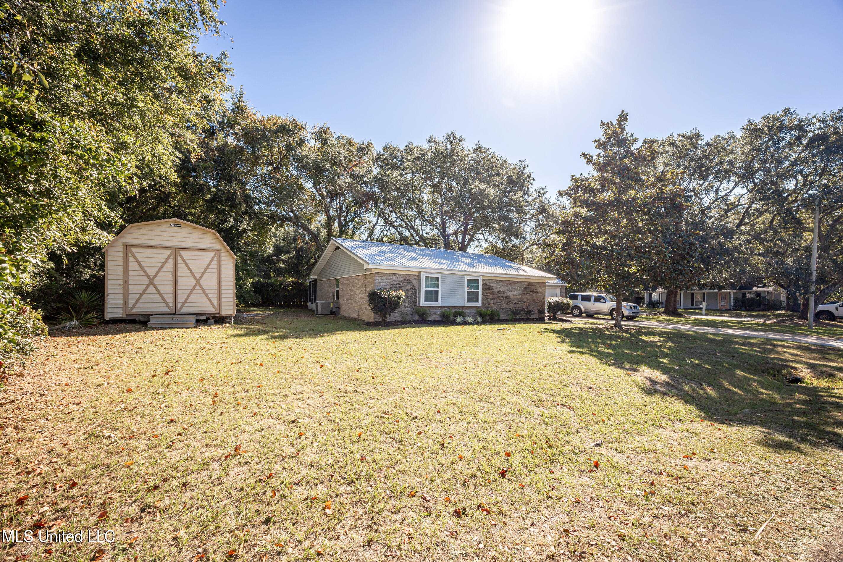 1500 S 11th Street, Ocean Springs, Mississippi image 4