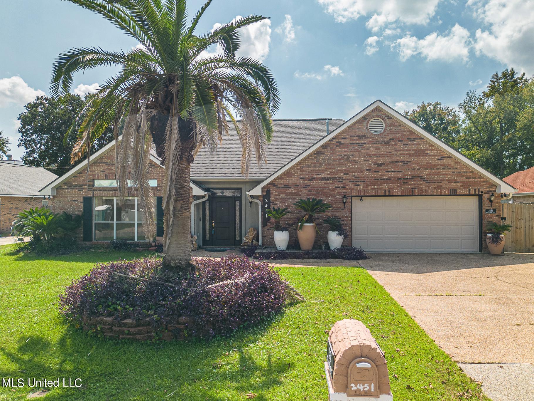 2451 W Shore Drive, Biloxi, Mississippi image 1