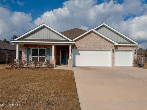 Homes For Sale - 6010 Seagull Drive<br/> Long Beach, MS 39560