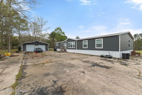 Mobile Home For Sale - 3484 Mississippi 53<br/> Poplarville, MS 39470