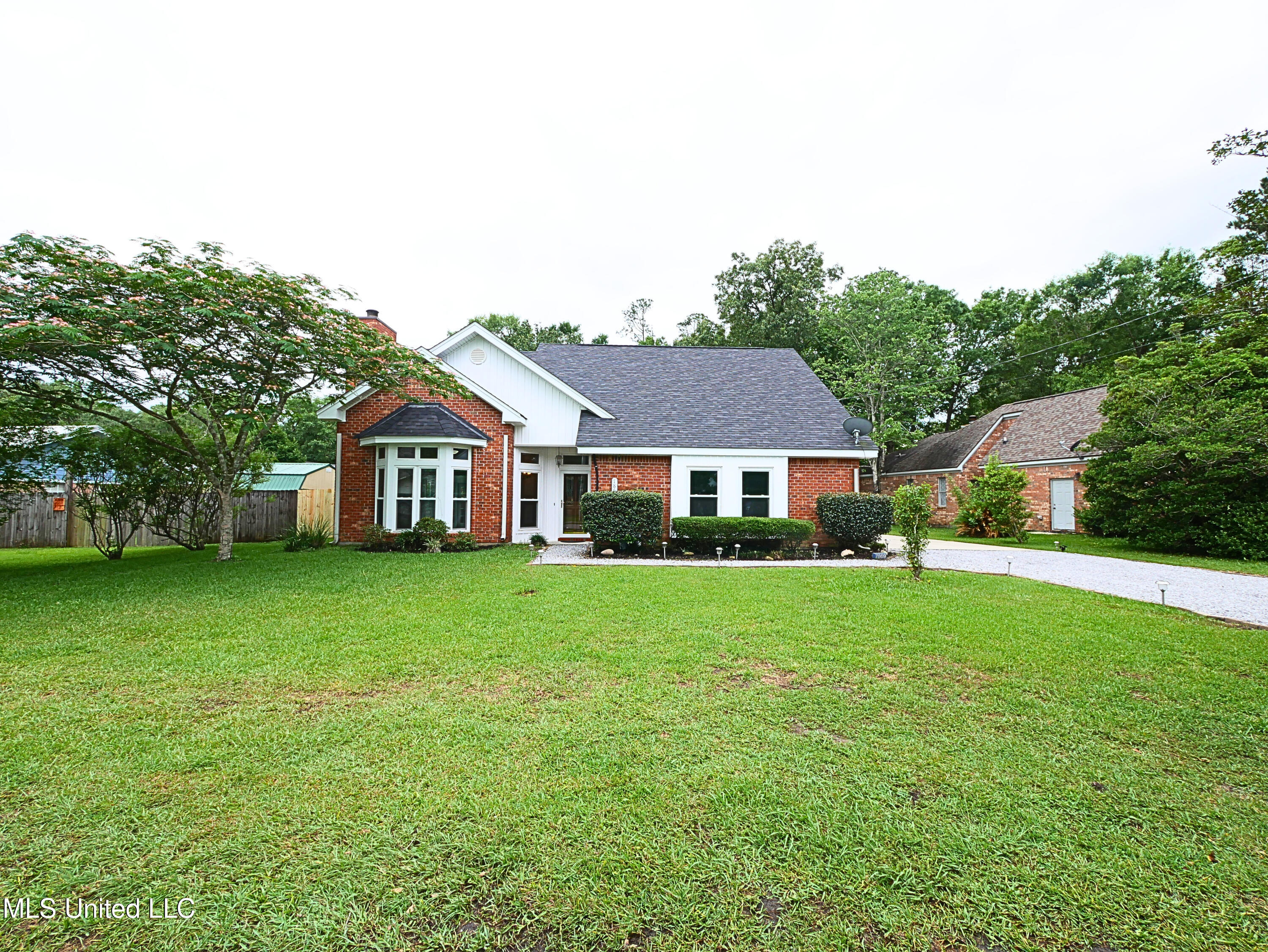 7869 Hilo Way, Diamondhead, Mississippi image 1