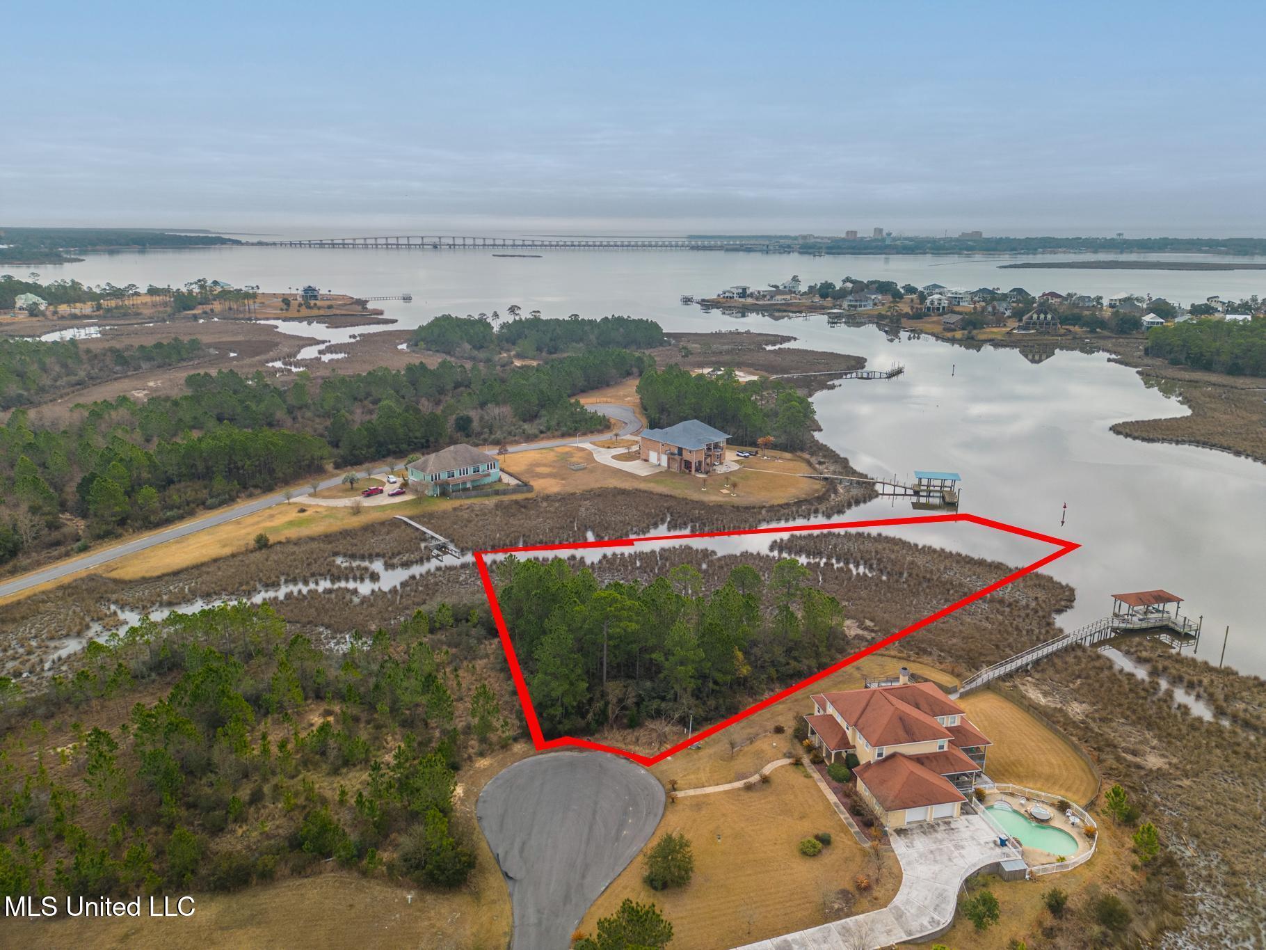 Seawinds Boulevard, Biloxi, Mississippi image 7