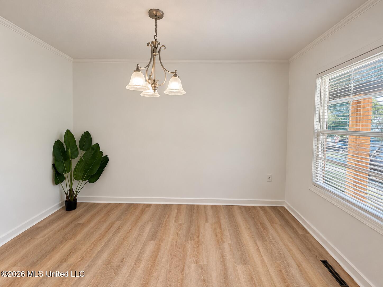 528 N Park Lane