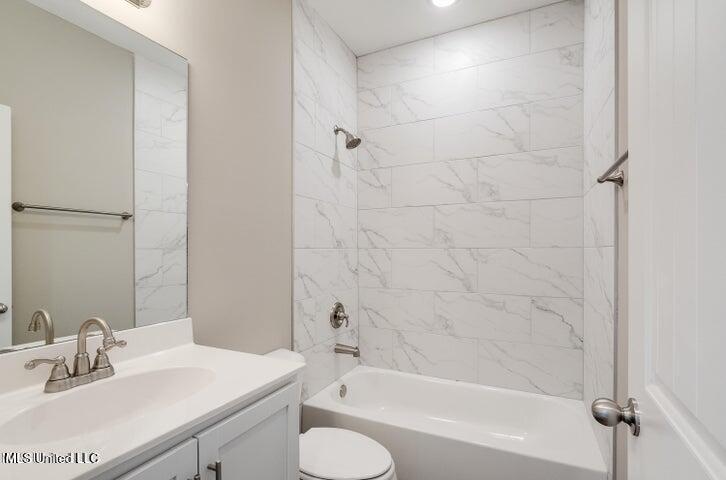 10203 March Meadows Way Way, Olive Branch, Mississippi image 8
