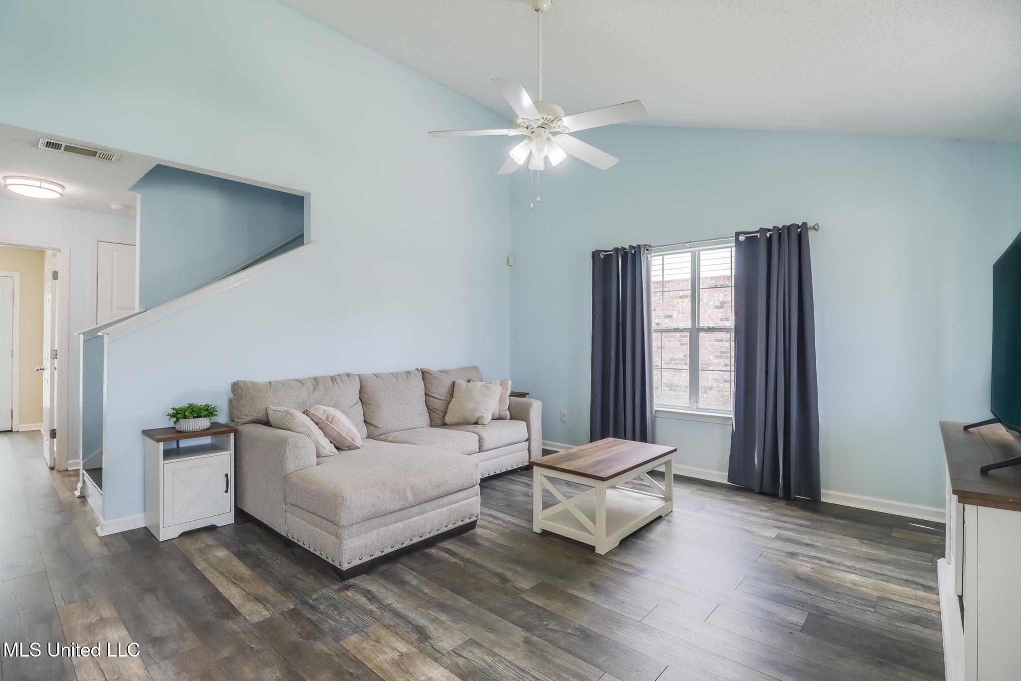14508 Indian Trails Circle, D'Iberville, Texas image 4