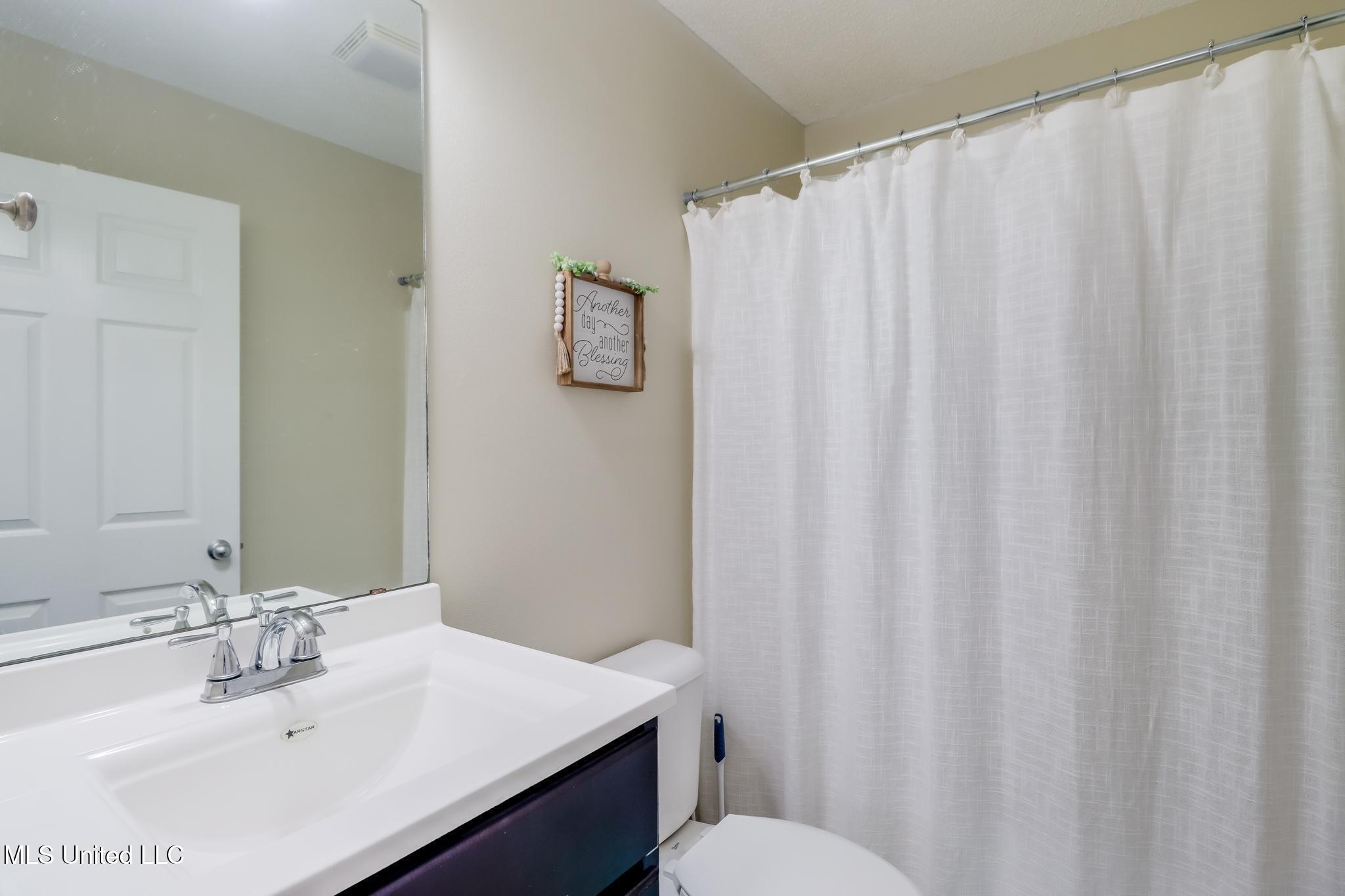 14508 Indian Trails Circle, D'Iberville, Texas image 19