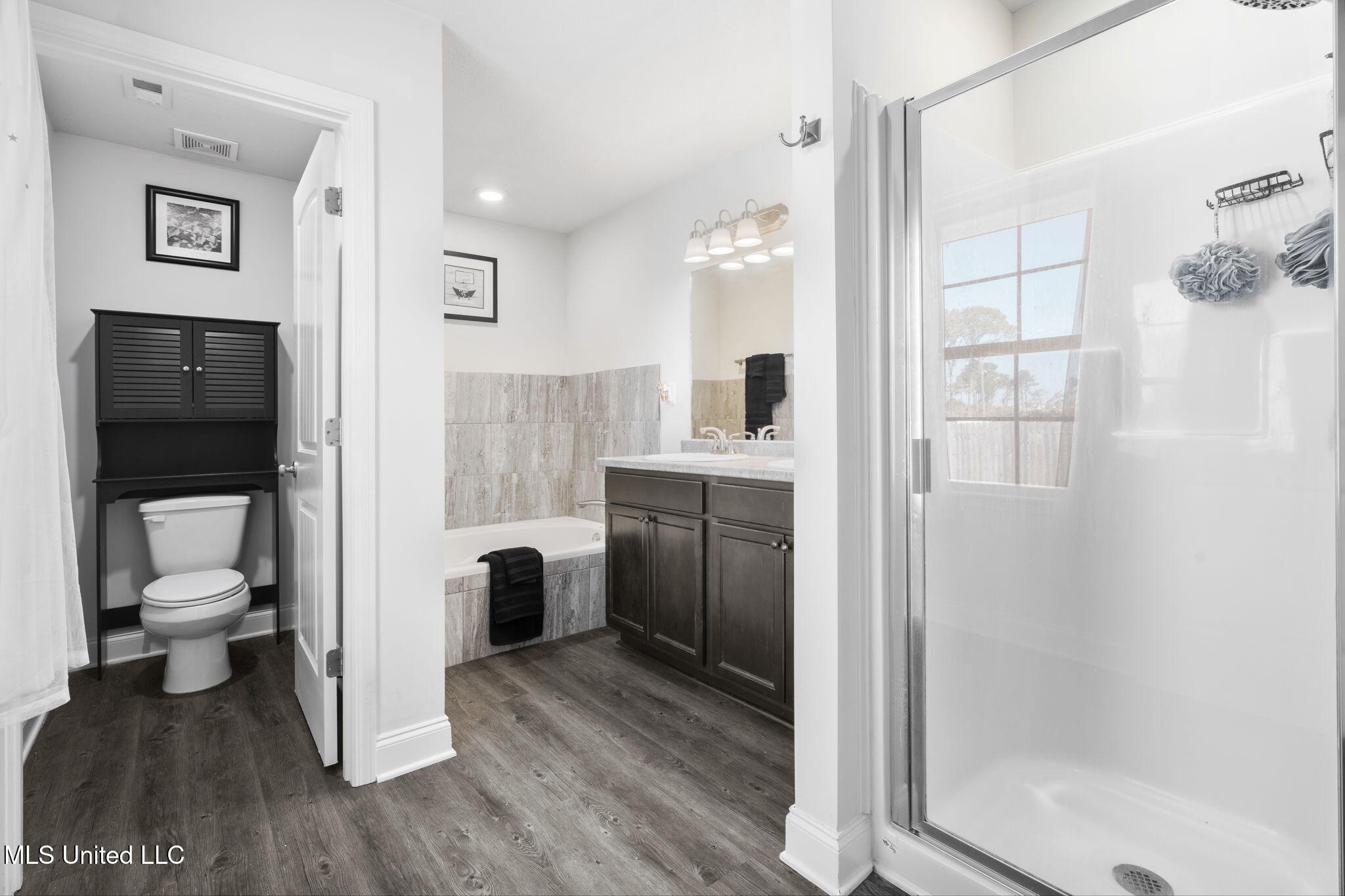 Southaven, Mississippi 38672, United States, 4 Bedrooms Bedrooms, ,2 BathroomsBathrooms,Residential,Active,219610